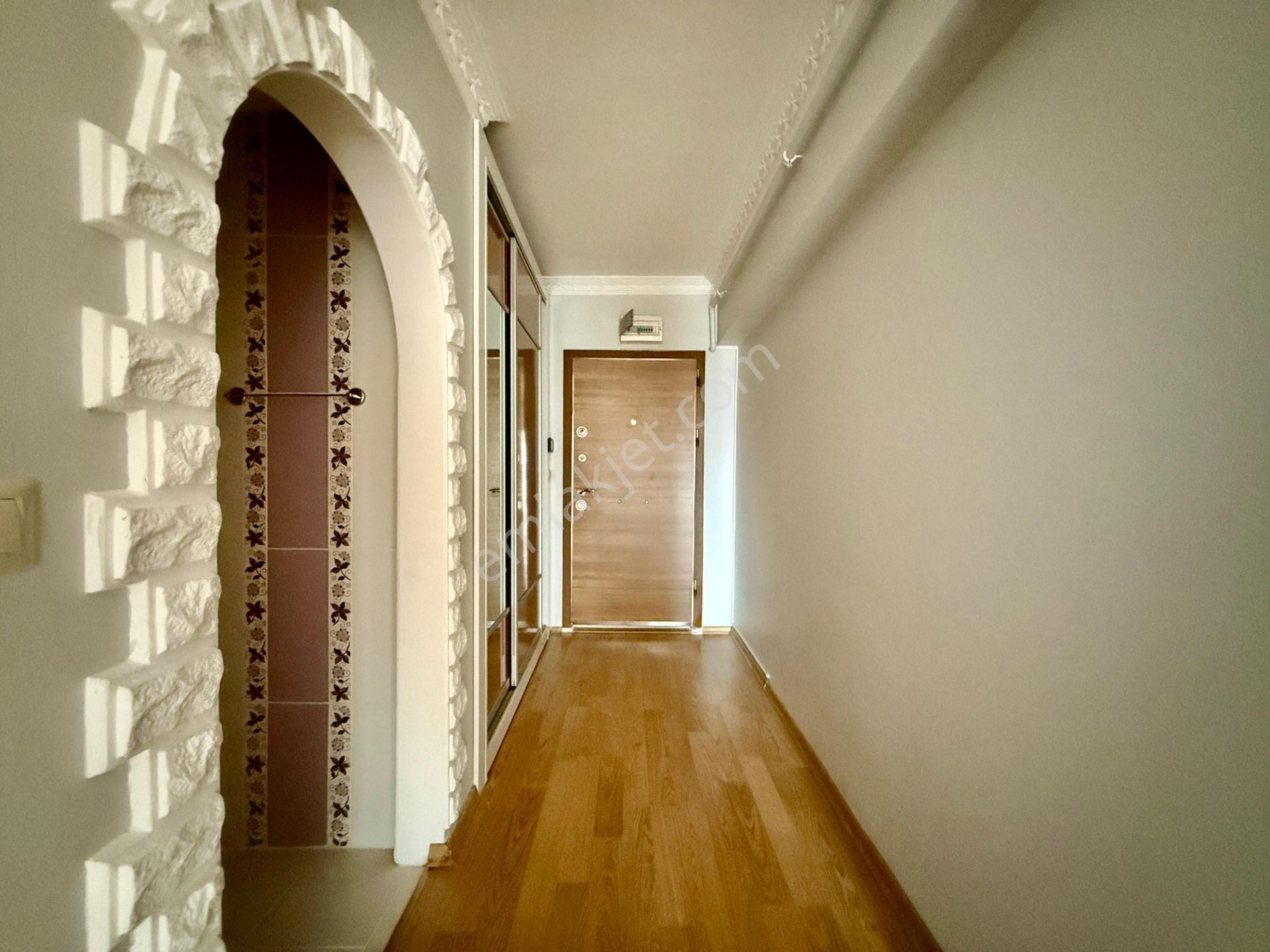 Kalecik Emlak'tan Site İçerisinde Merkezi Sistem Teras Balkonlu 3+1 - Görsel 16