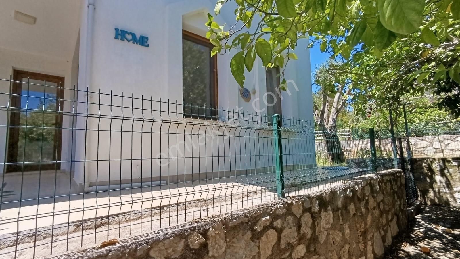 Datça'da Merkezde Kiralık Geniş Bahçeli 2+1 Tam Müstakil Ev - Görsel 6