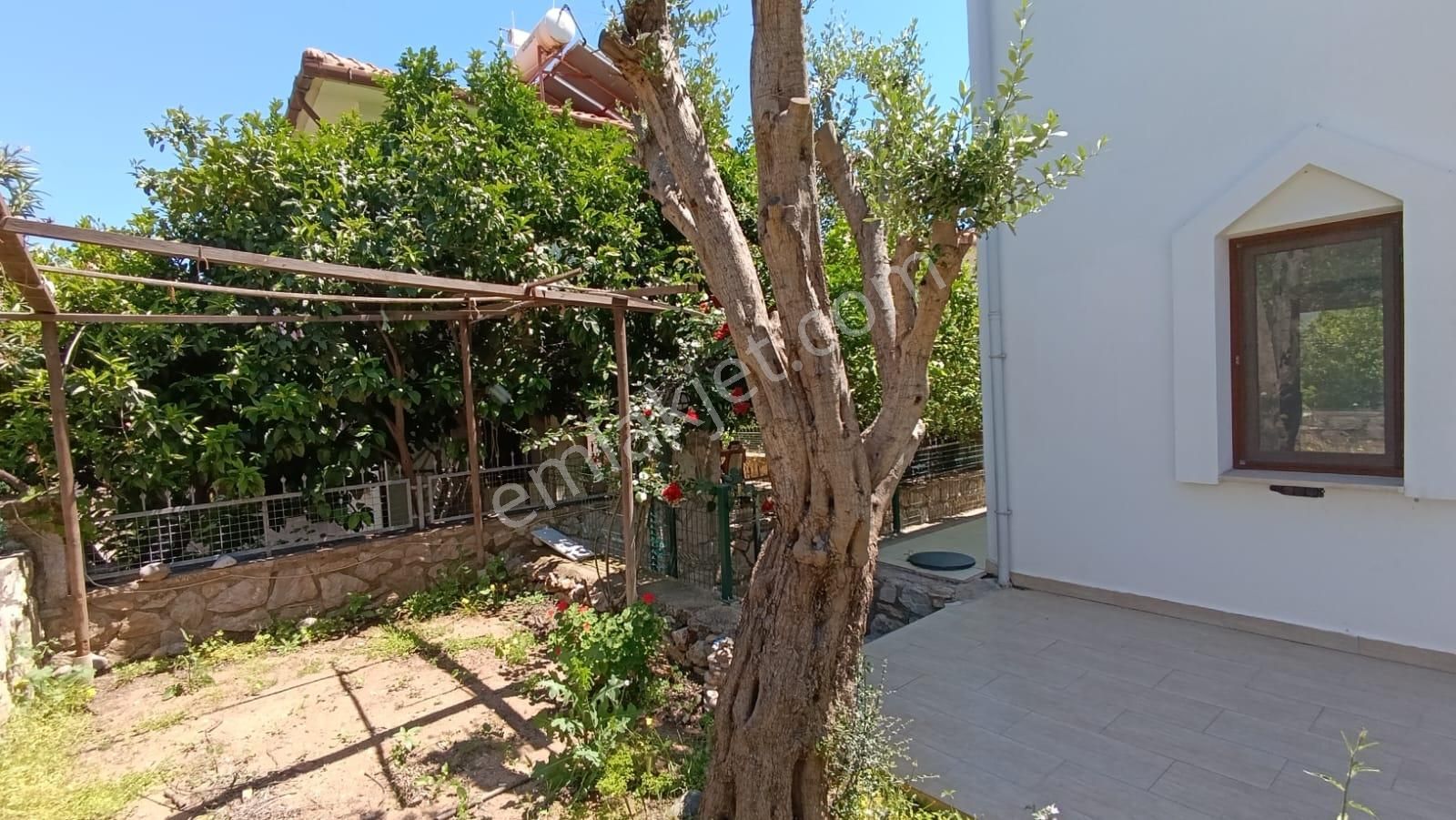 Datça'da Merkezde Kiralık Geniş Bahçeli 2+1 Tam Müstakil Ev - Görsel 7