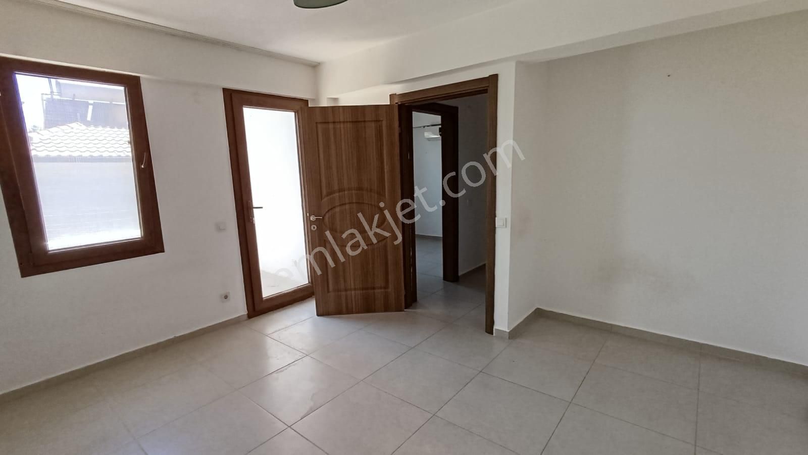 Datça'da Merkezde Kiralık Geniş Bahçeli 2+1 Tam Müstakil Ev - Görsel 23