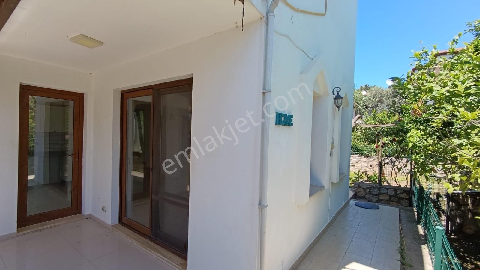 Datça'da Merkezde Kiralık Geniş Bahçeli 2+1 Tam Müstakil Ev - Görsel 9