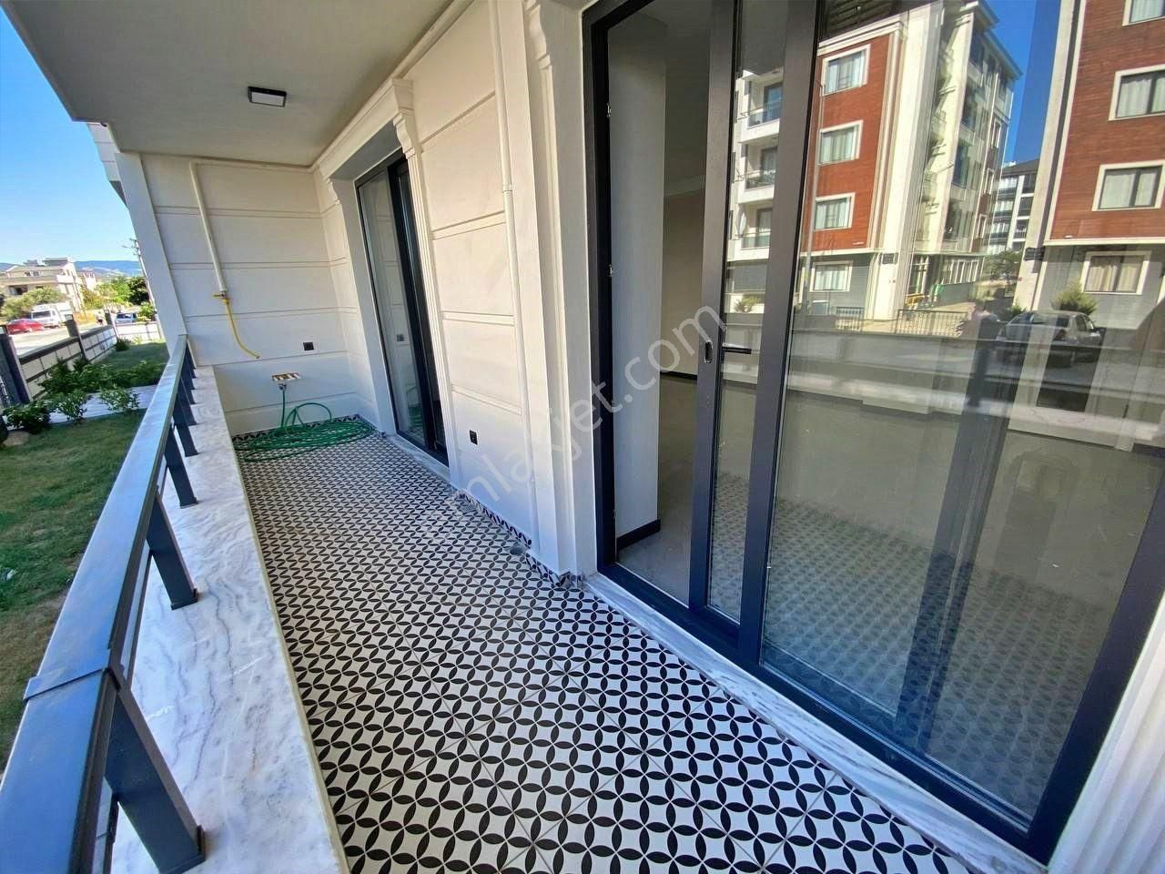 Uytundan Burhaniyede Merkezi Konumda Satılık 2+1 Sıfır Daire - Görsel 18