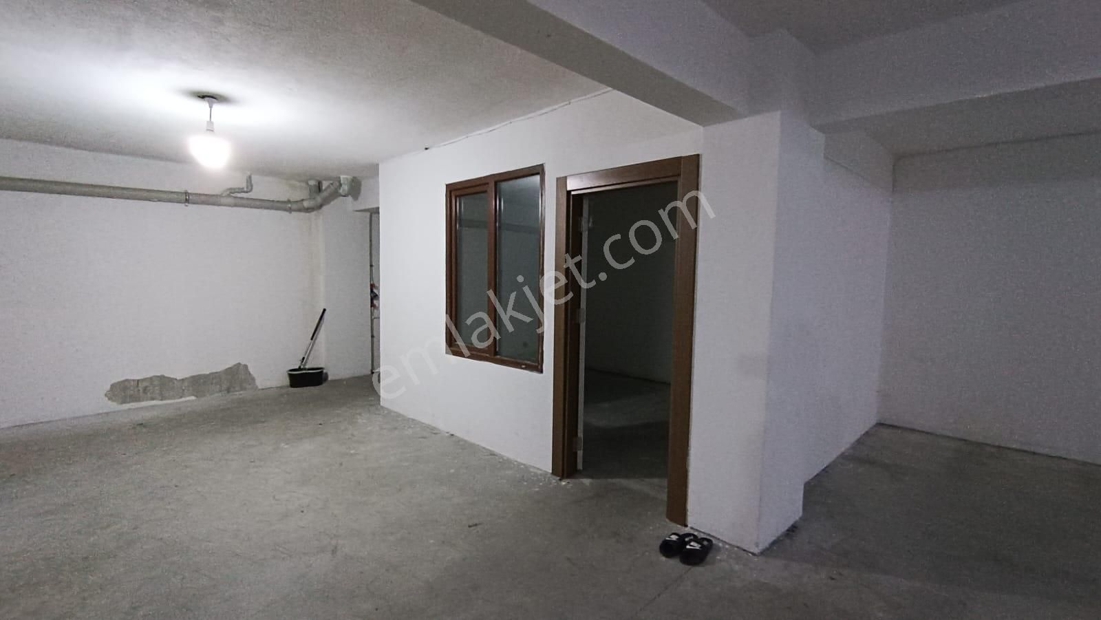 Kiralık Güvercintepe Son Evler Mevki Net 250 M2 Kiralık Depo Dükkan - Görsel 4