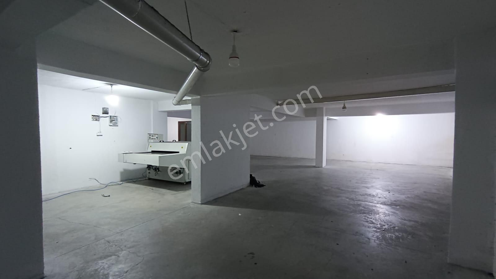 Kiralık Güvercintepe Son Evler Mevki Net 250 M2 Kiralık Depo Dükkan - Görsel 3