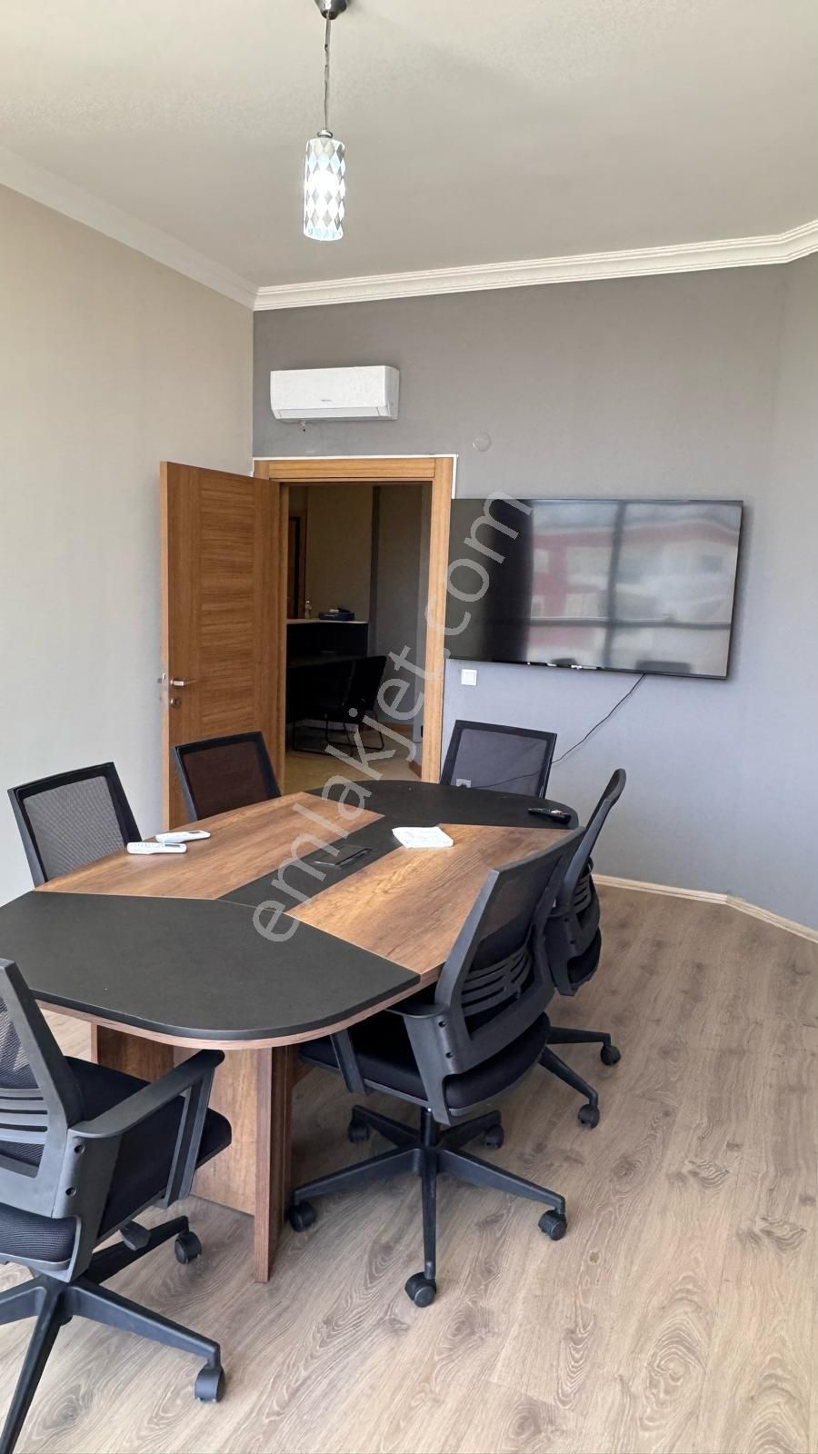 Alanya Çevre Yolu Üzerinde Plaza Bölgesinde Devren Kiralık Office - Görsel 4