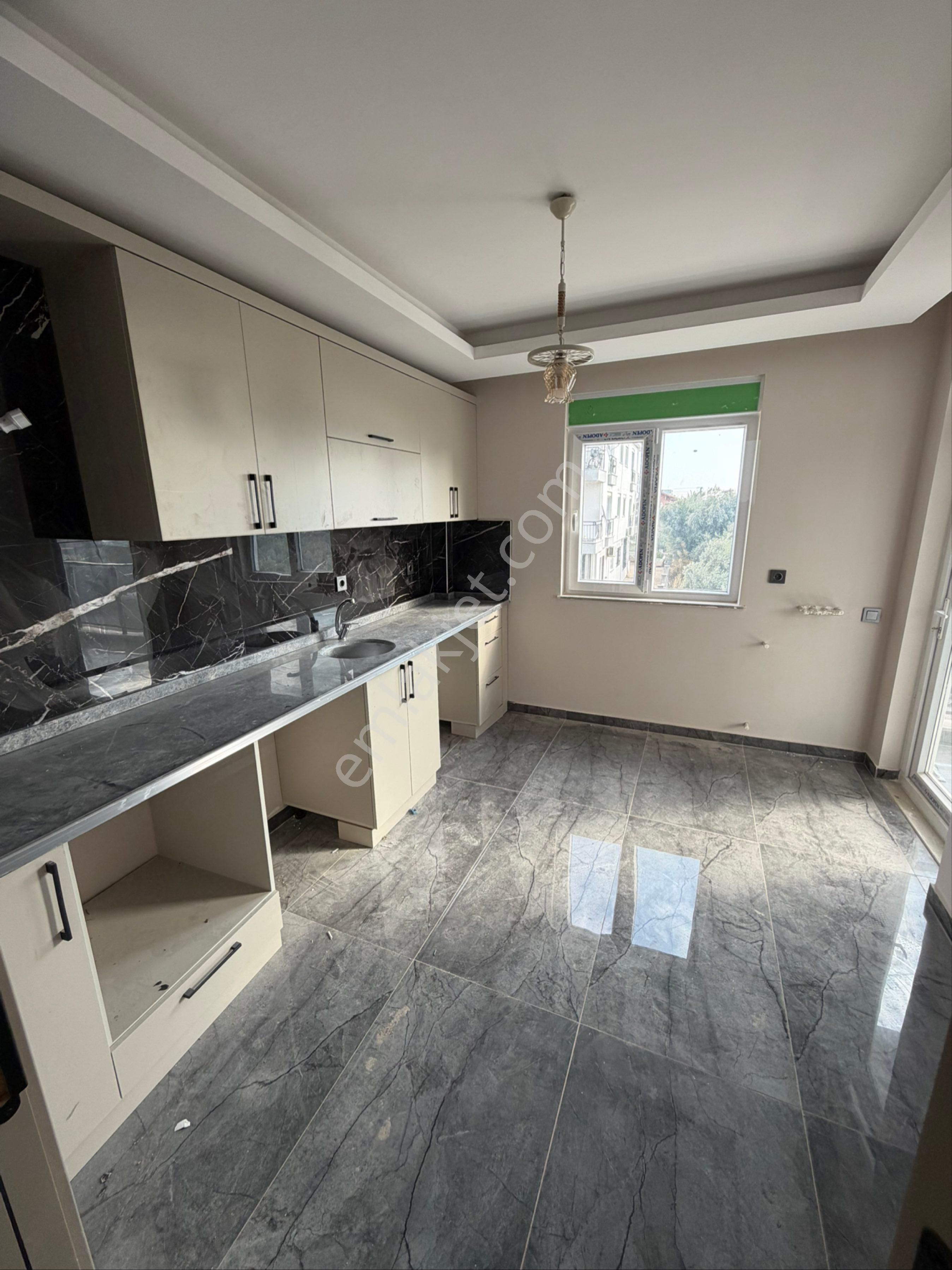 Esentepe Mahallesi 2+1 Herşeyi Ayrı Katta Sıfır Geniş Daire - Görsel 5