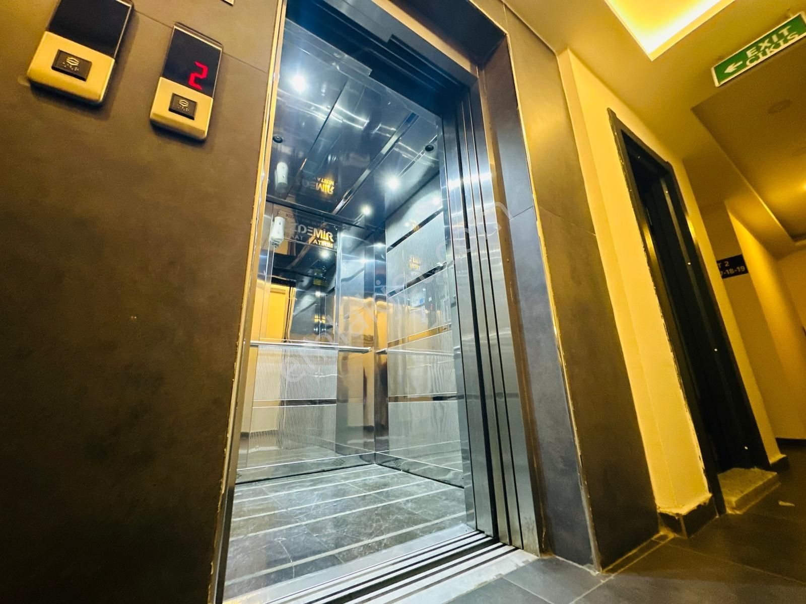Kostak Gayrimenkulden Kapalı Otoparklı Ebeveyn Banyolu Lüx 2+1 - Görsel 35