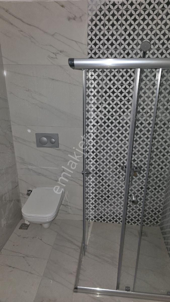 Üniversite Mah. 1+1 4.kat Kiralık Sıfır Daire - Görsel 2