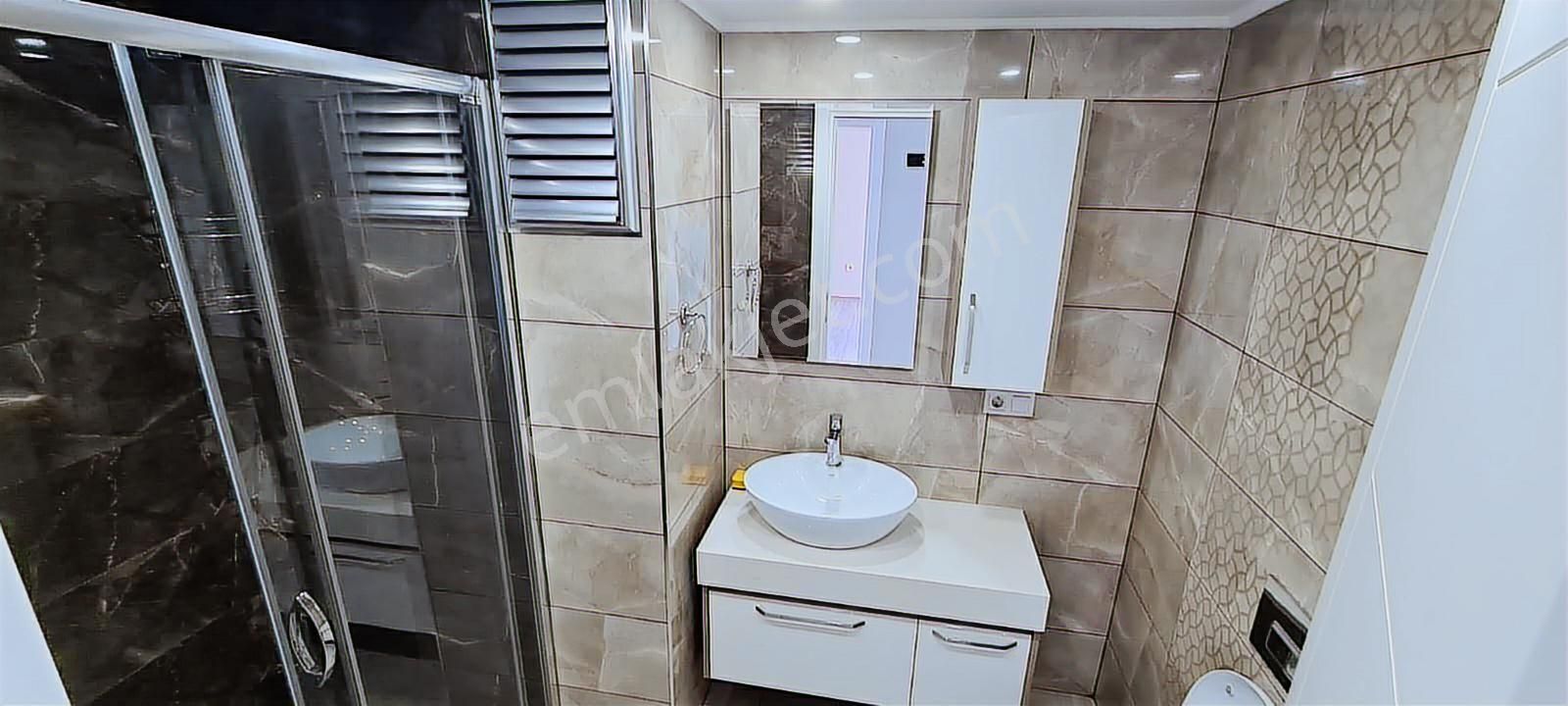 Yalıncak Sahil'de Full Deniz Manzaralı Satılık Lüks Daire - Görsel 25