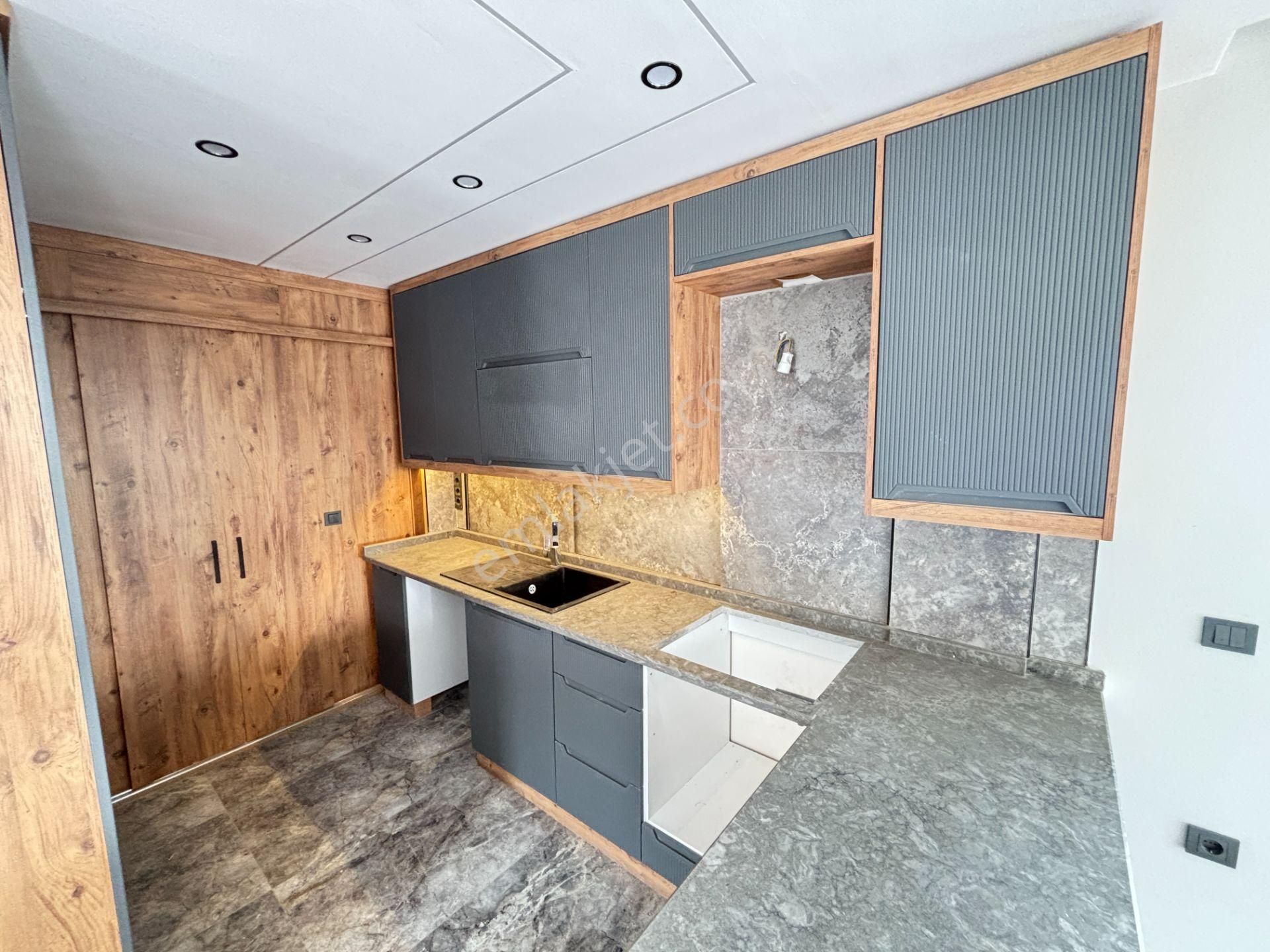 Seferihisar Doğanbey'de Kaliteli Lüks Deniz Manzaralı Satılık 4+1 Tripleks Villa - Görsel 16