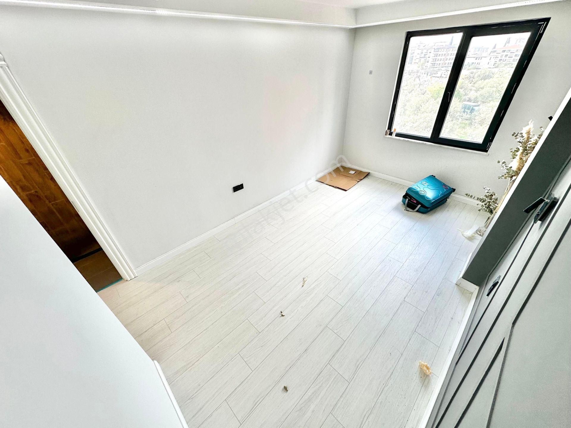 Home And Car'dan Kadıköy'de Manzaralı 2+1 Lüks Satılık Daire - Görsel 15