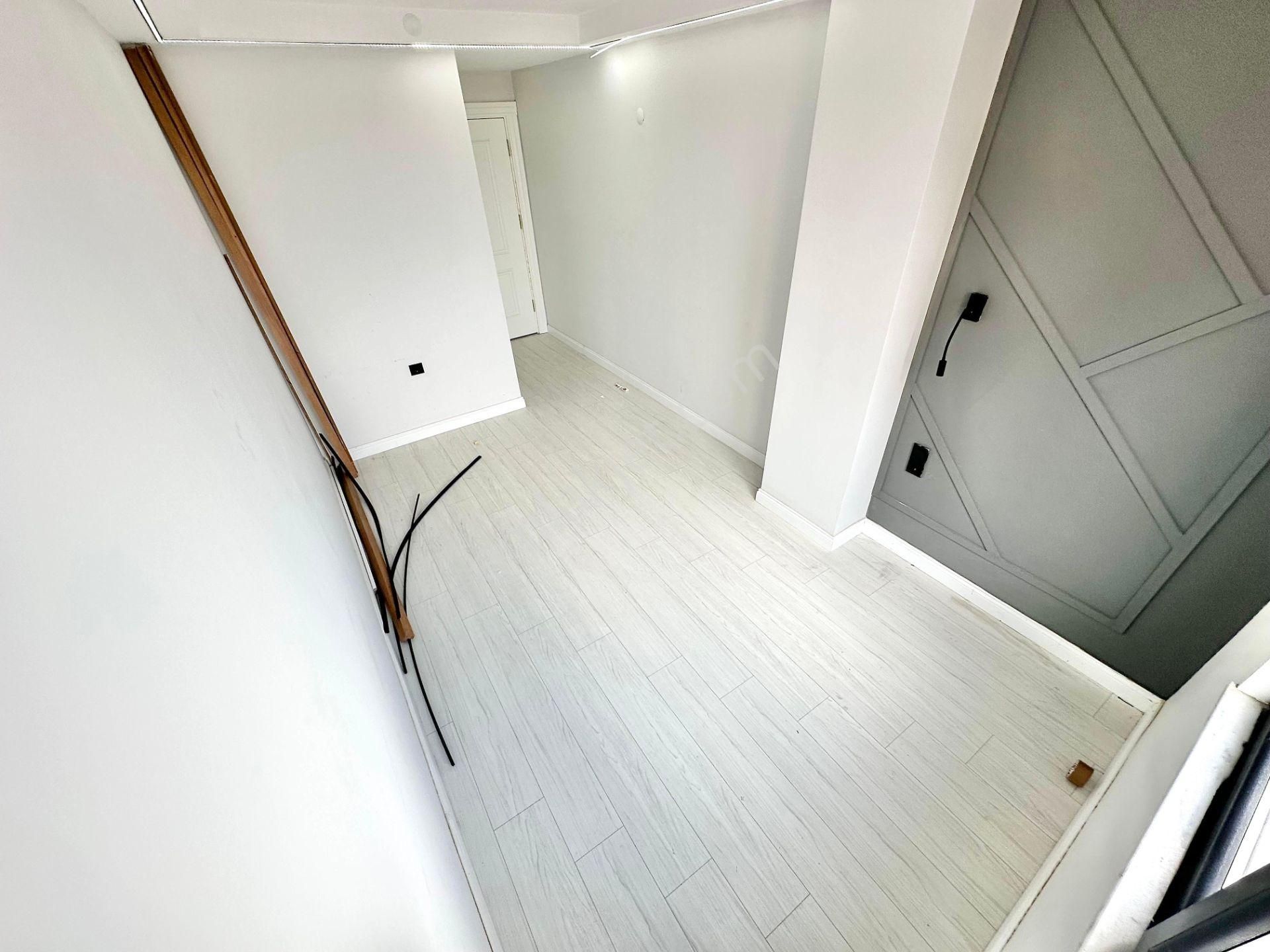Home And Car'dan Kadıköy'de Manzaralı 2+1 Lüks Satılık Daire - Görsel 12