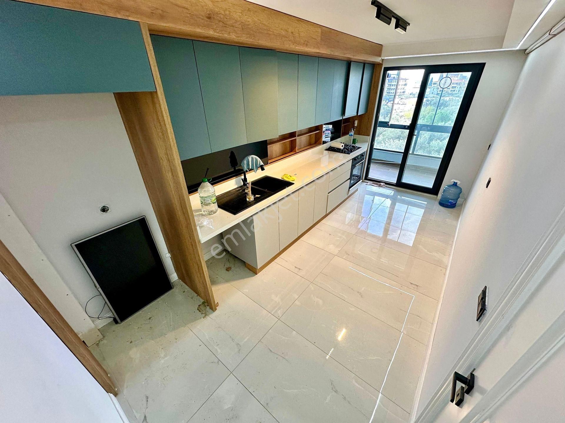 Home And Car'dan Kadıköy'de Manzaralı 2+1 Lüks Satılık Daire - Görsel 4