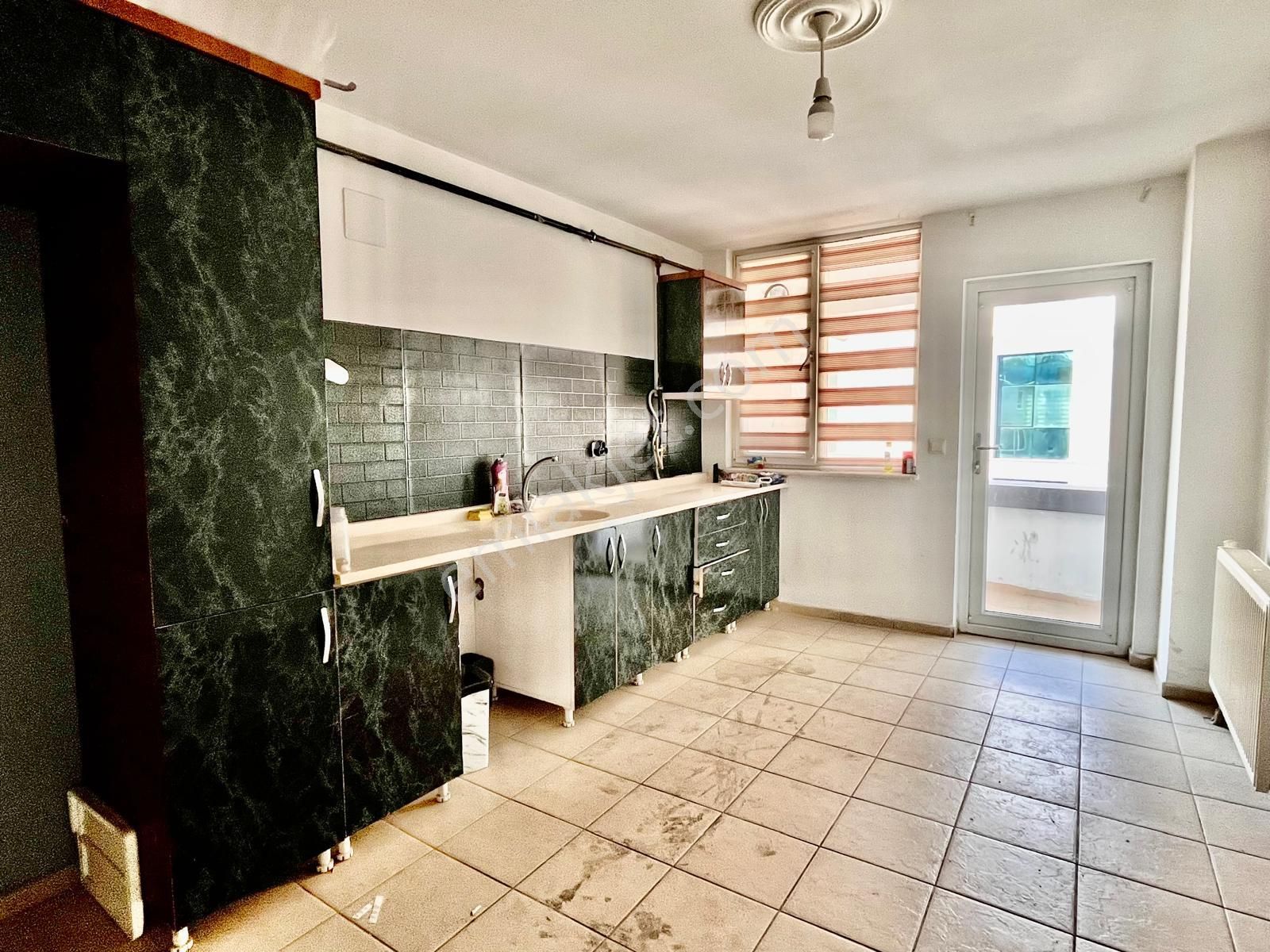 Remax Leon Bursa Fethiye De 4+1 Kiralık Ofis - Görsel 3