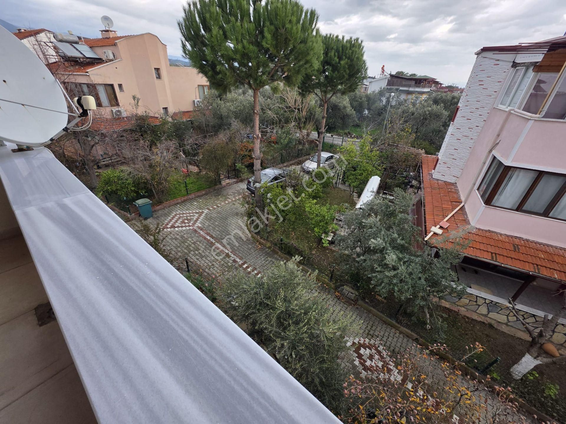 Irmaksudan Güre Sahil Tarafında 3 Katlı 4+1 Bahçeli Hesaplı Villa - Görsel 26