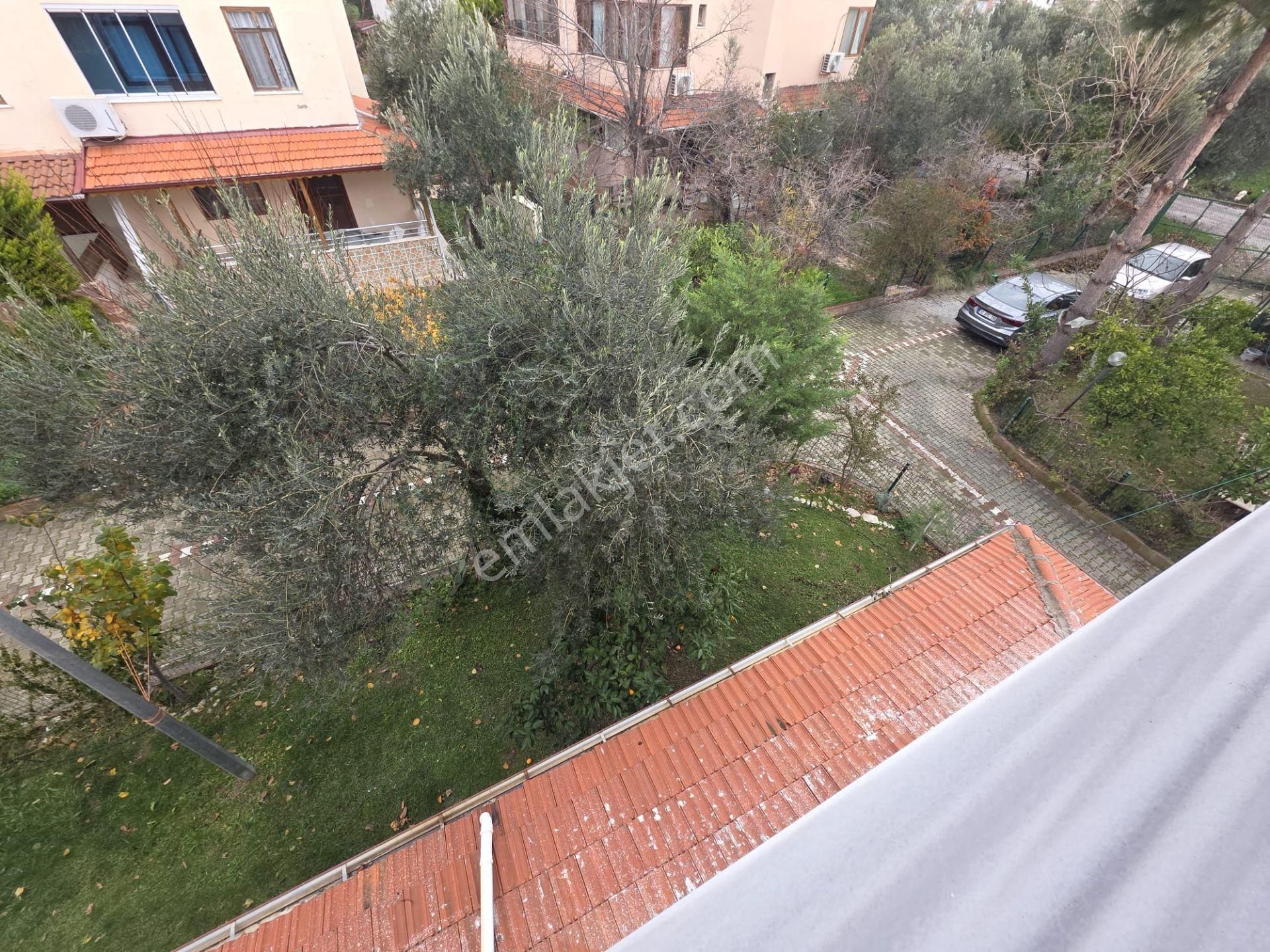 Irmaksudan Güre Sahil Tarafında 3 Katlı 4+1 Bahçeli Hesaplı Villa - Görsel 25