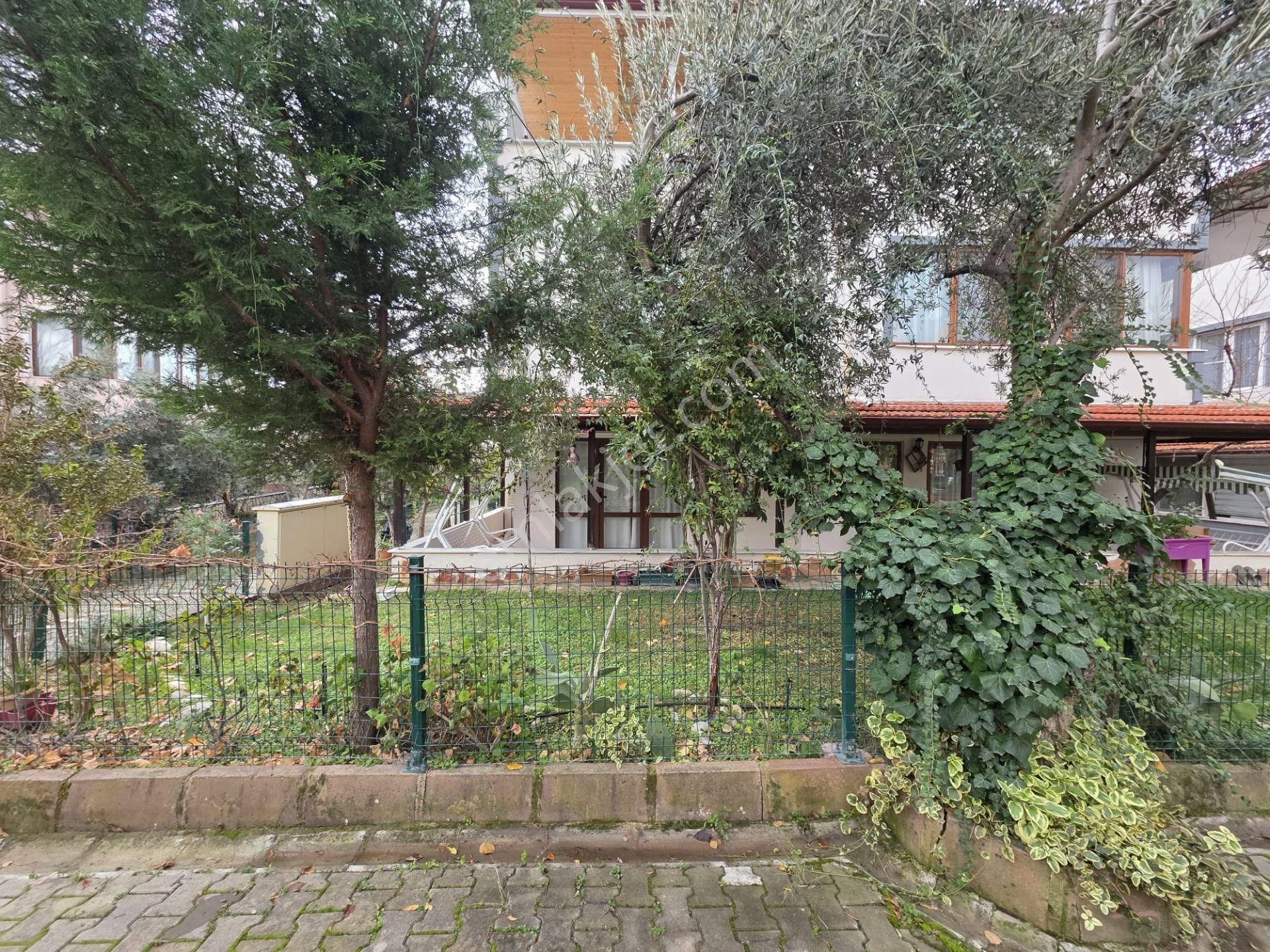 Irmaksudan Güre Sahil Tarafında 3 Katlı 4+1 Bahçeli Hesaplı Villa - Görsel 3