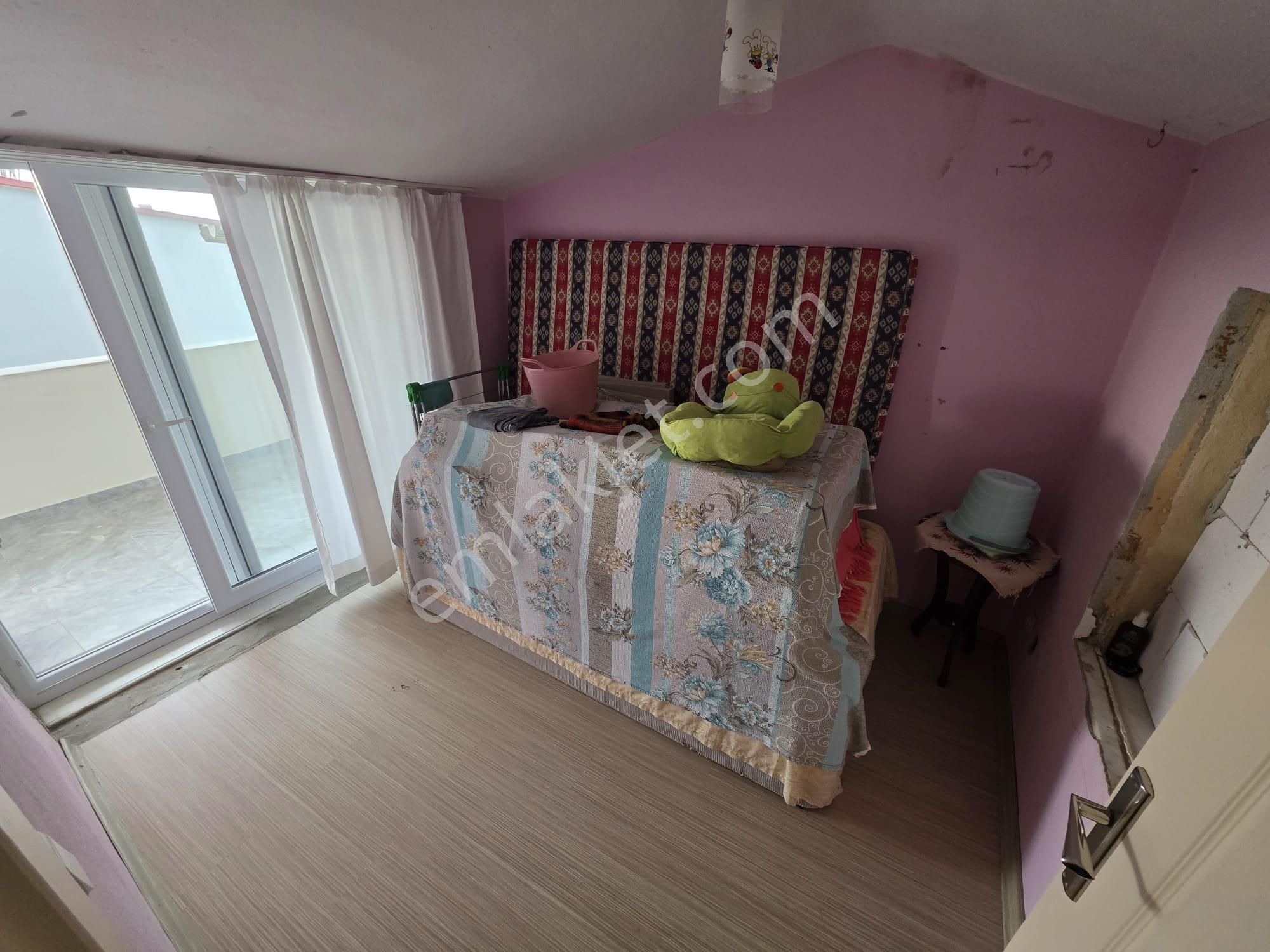 Irmaksudan Güre Sahil Tarafında 3 Katlı 4+1 Bahçeli Hesaplı Villa - Görsel 21