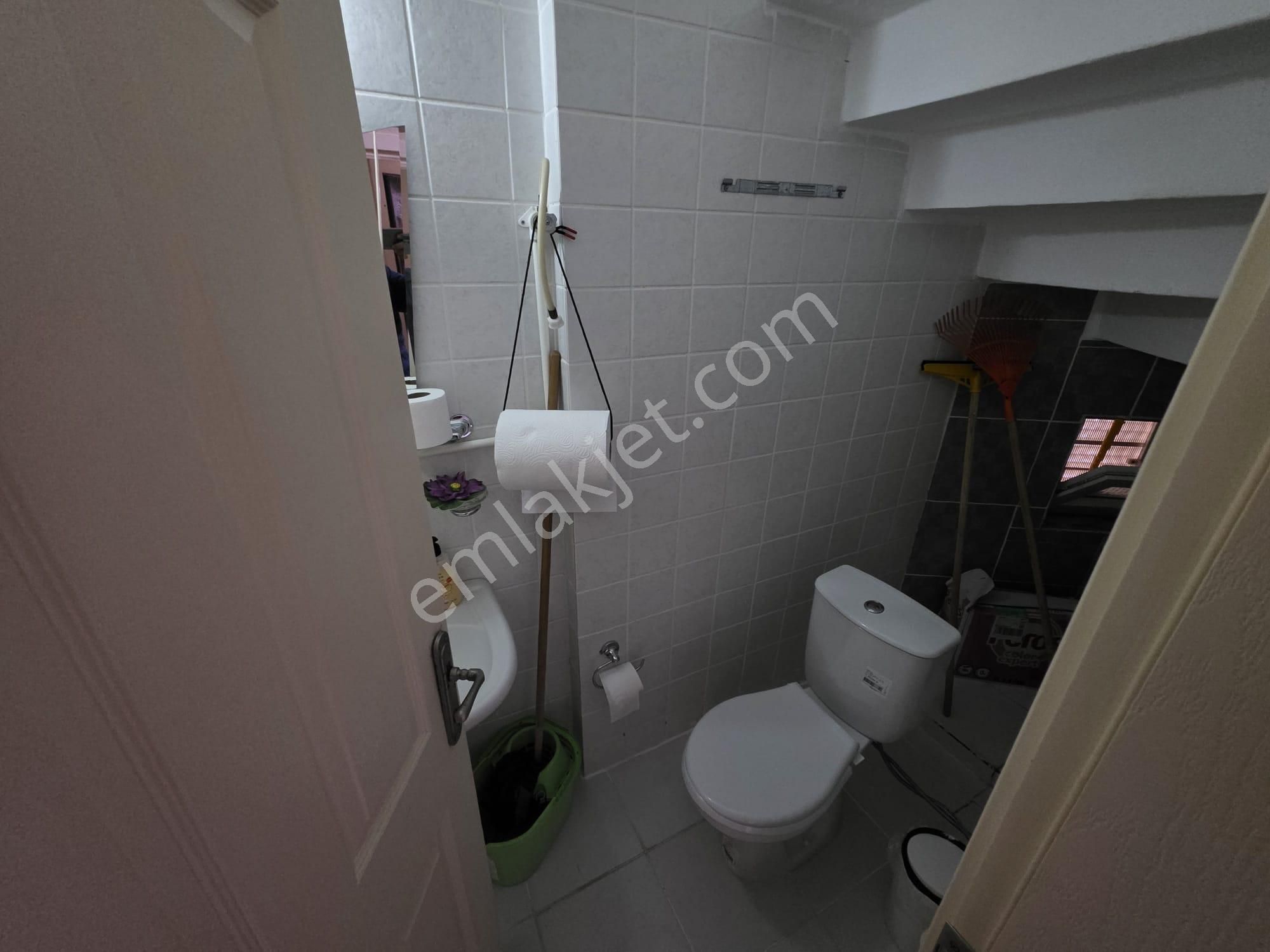 Irmaksudan Güre Sahil Tarafında 3 Katlı 4+1 Bahçeli Hesaplı Villa - Görsel 12