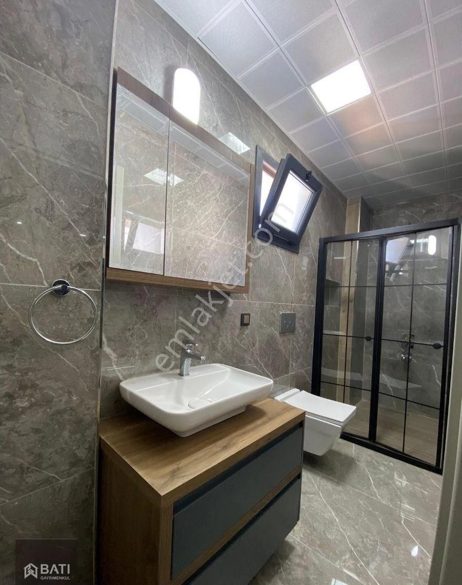 Yeşilkent'te 4+1 Ayrı Muftak Tam Müstakil Villa - Görsel 3