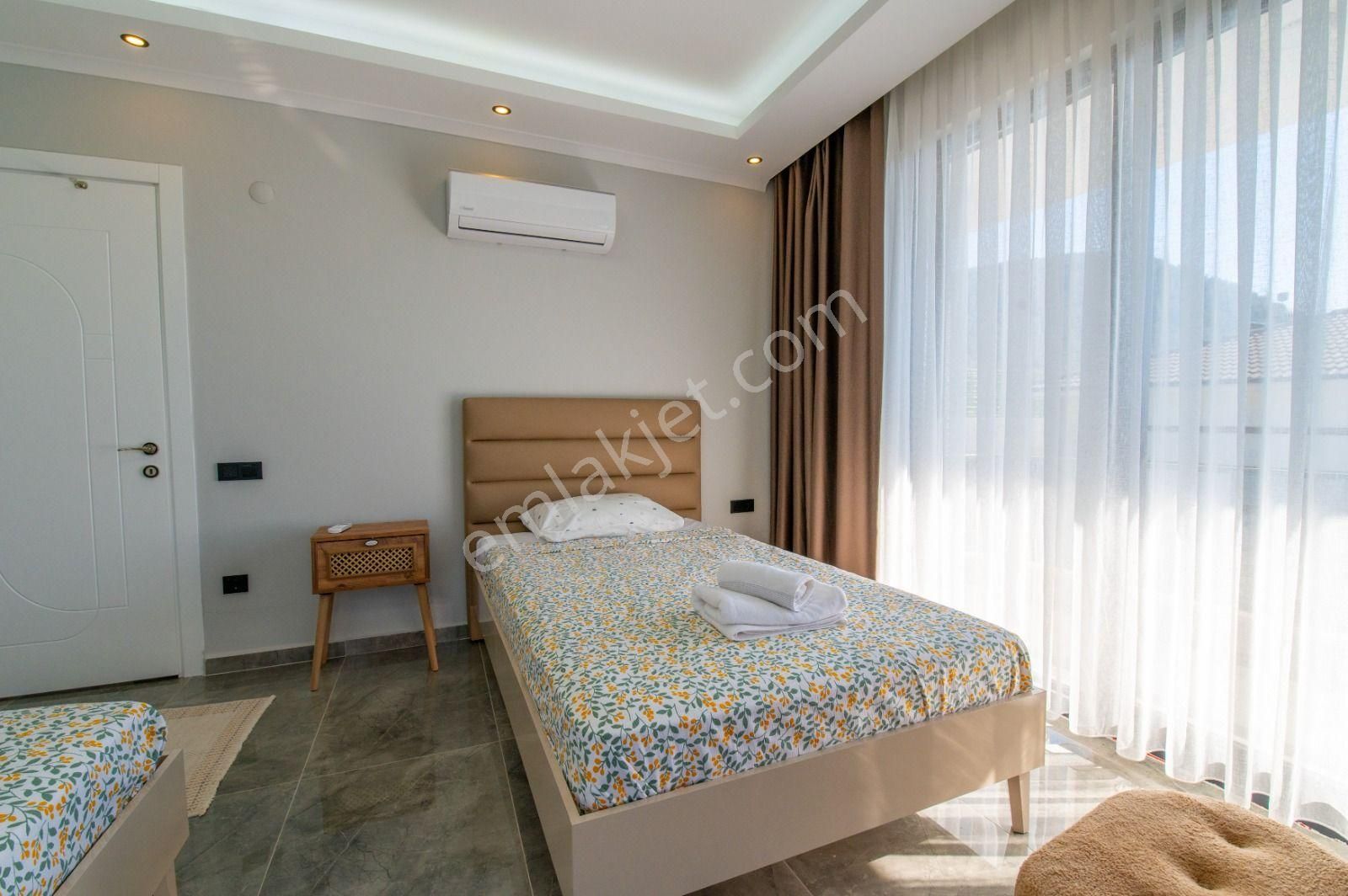 Goldhouse Dan Kiralık Üzümlü De Full Eşyalı 5+2 Müstakil Villa - Görsel 22