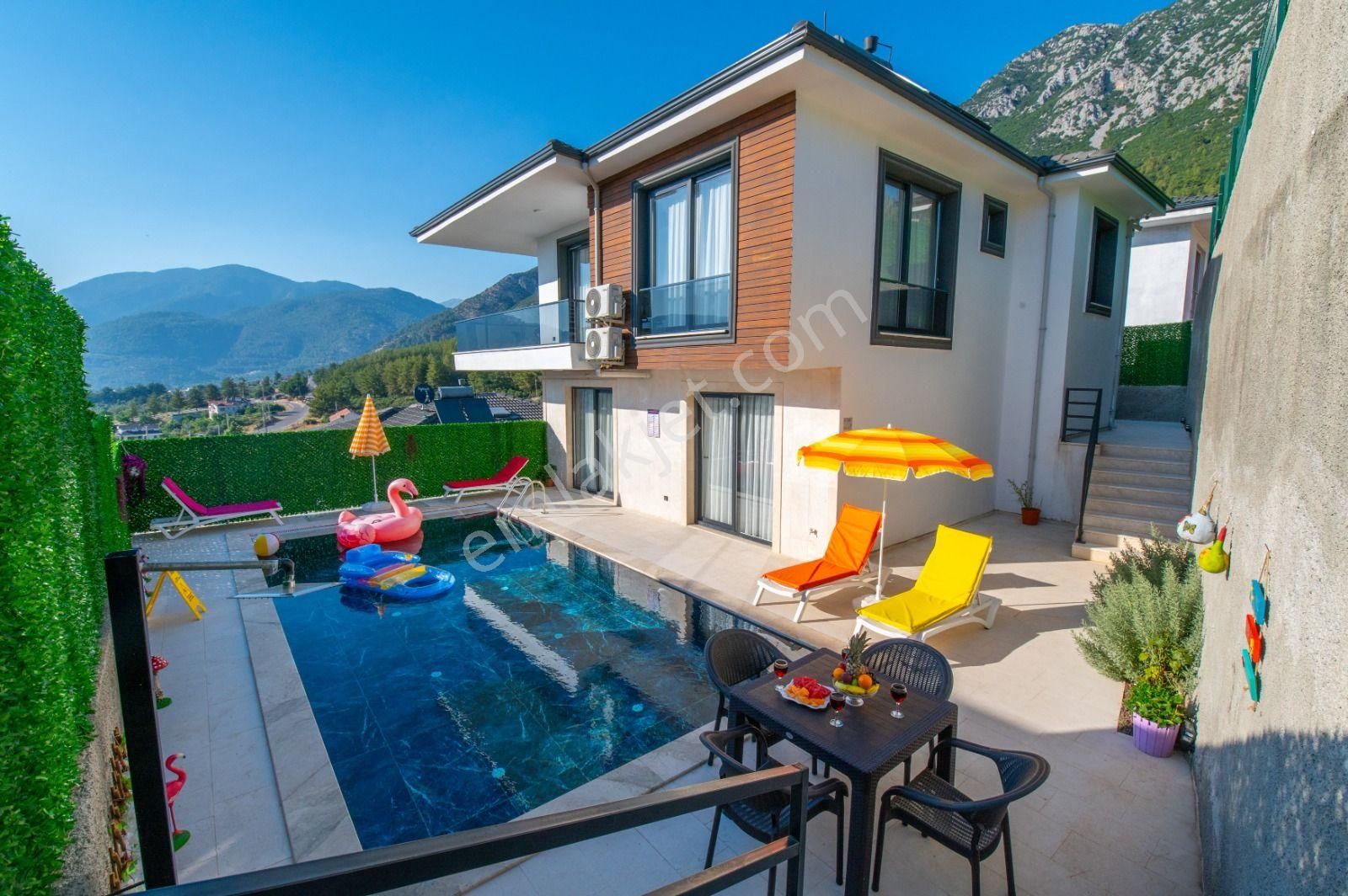 Goldhouse Dan Kiralık Üzümlü De Full Eşyalı 5+2 Müstakil Villa - Görsel 3