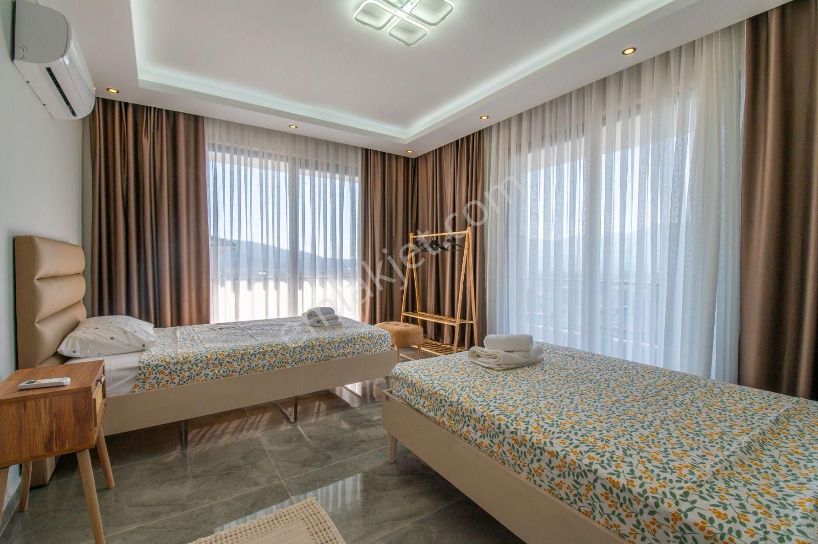 Goldhouse Dan Kiralık Üzümlü De Full Eşyalı 5+2 Müstakil Villa - Görsel 20