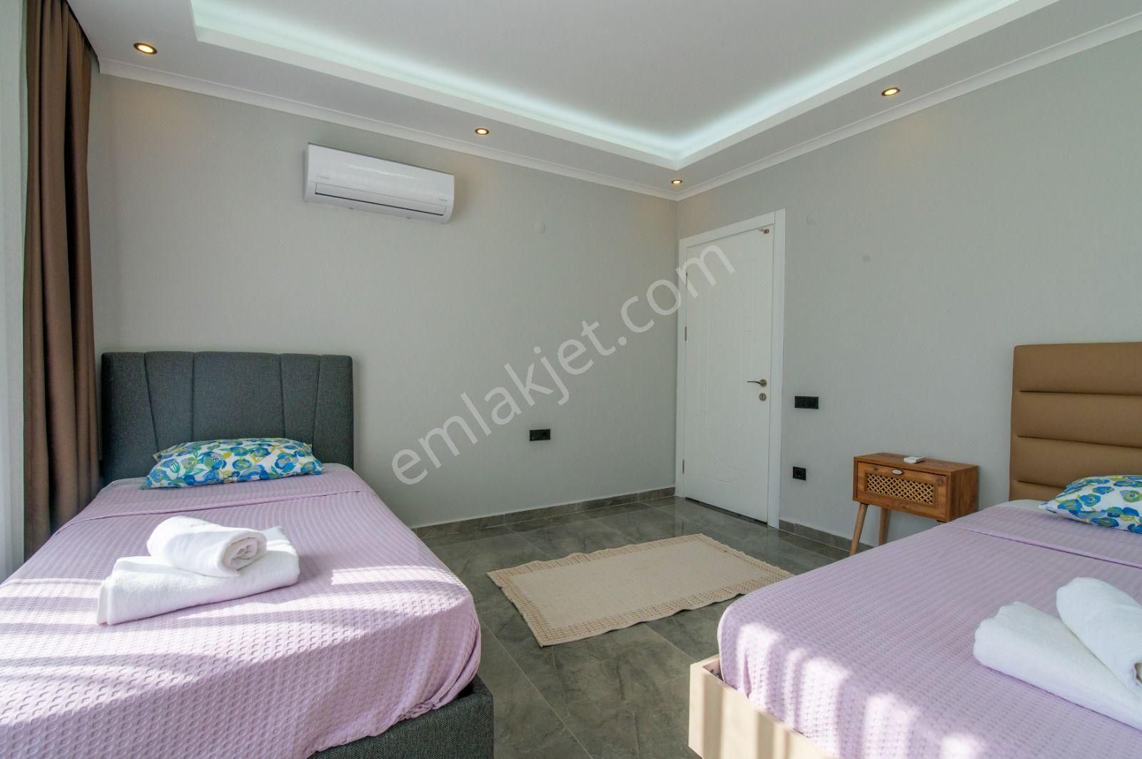 Goldhouse Dan Kiralık Üzümlü De Full Eşyalı 5+2 Müstakil Villa - Görsel 15
