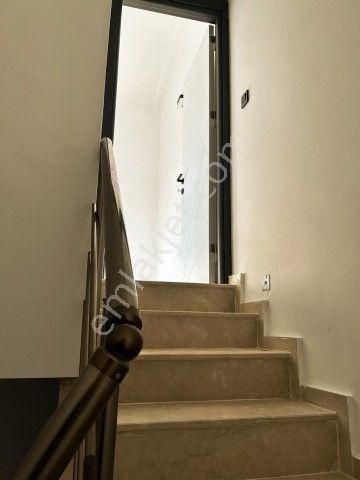 Kuşadasında Deniz Manzaralı 3+1 Satılık Dubleks Daire - Görsel 28