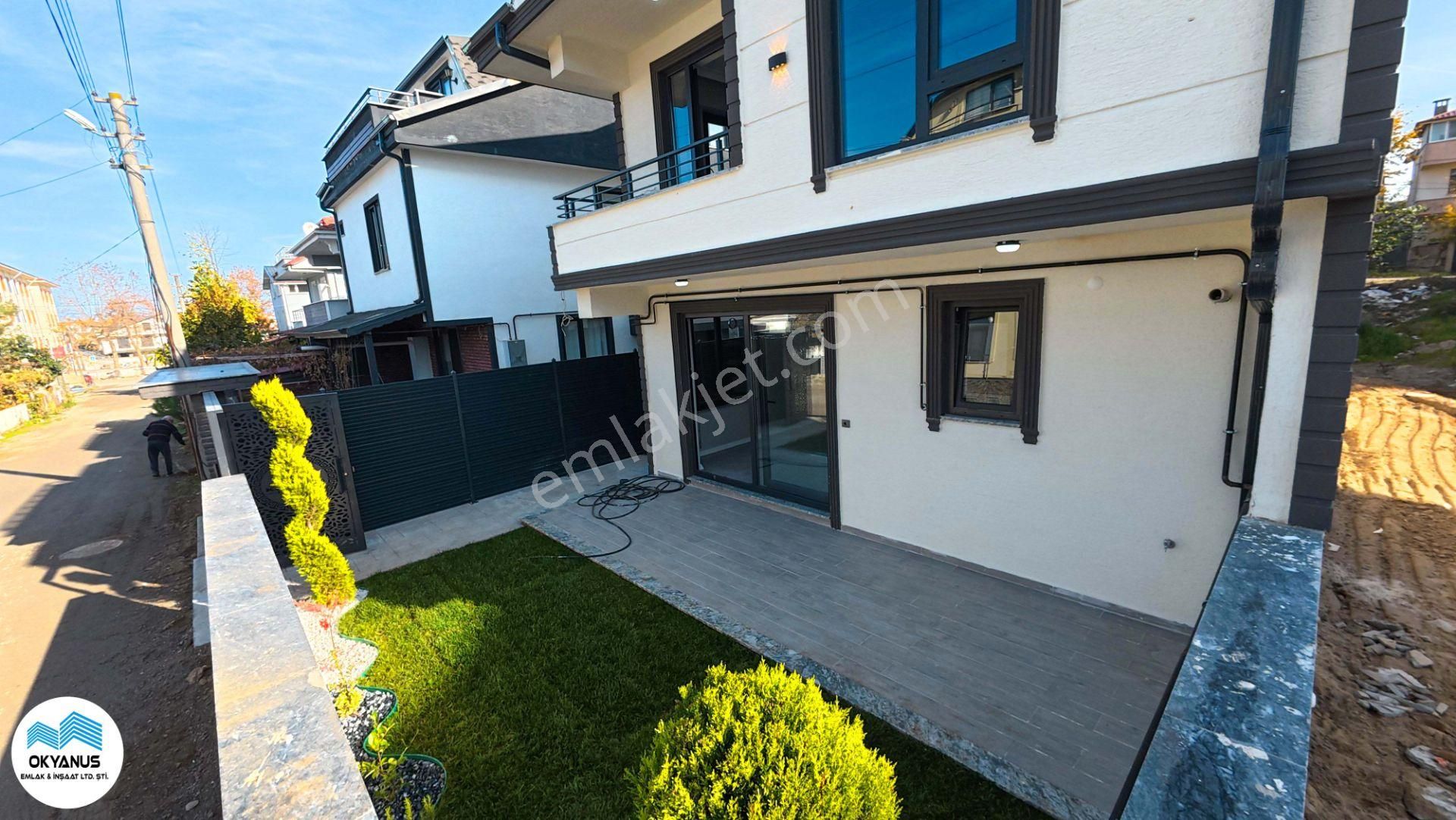 Kocaali Yalı Mah De Geniş Bahçe Zarif Ve Şık 3+1 Villa - Görsel 4