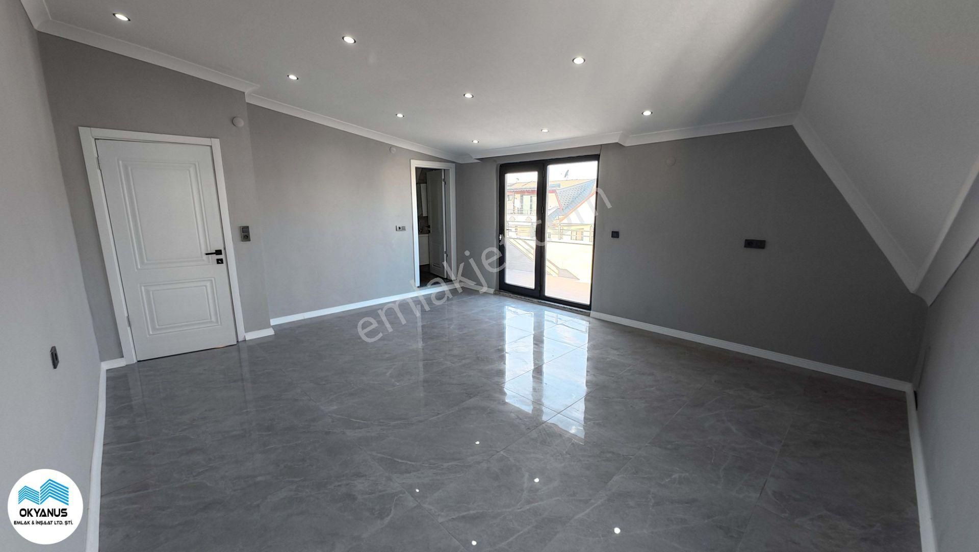 Kocaali Yalı Mah De Geniş Bahçe Zarif Ve Şık 3+1 Villa - Görsel 24