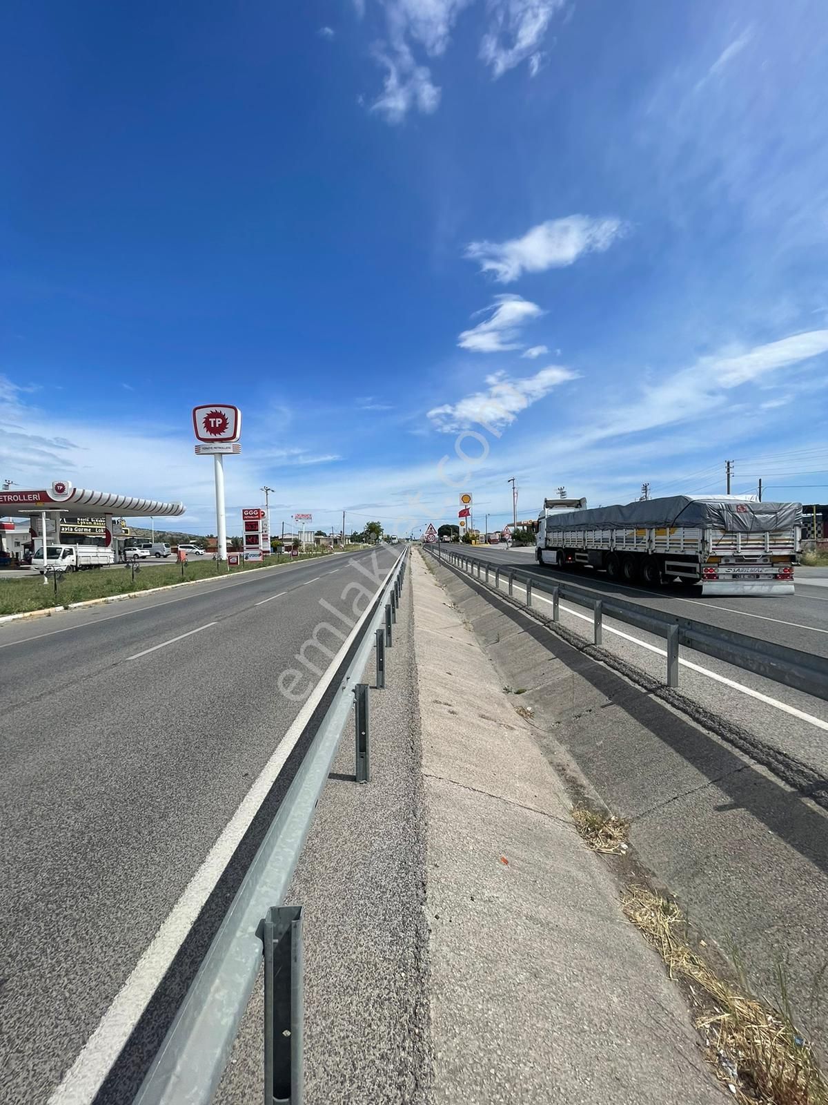 İzmir Dikili Salihleraltı Çanakkale Yoluna Sıfır Satılık Tarla - Görsel 8