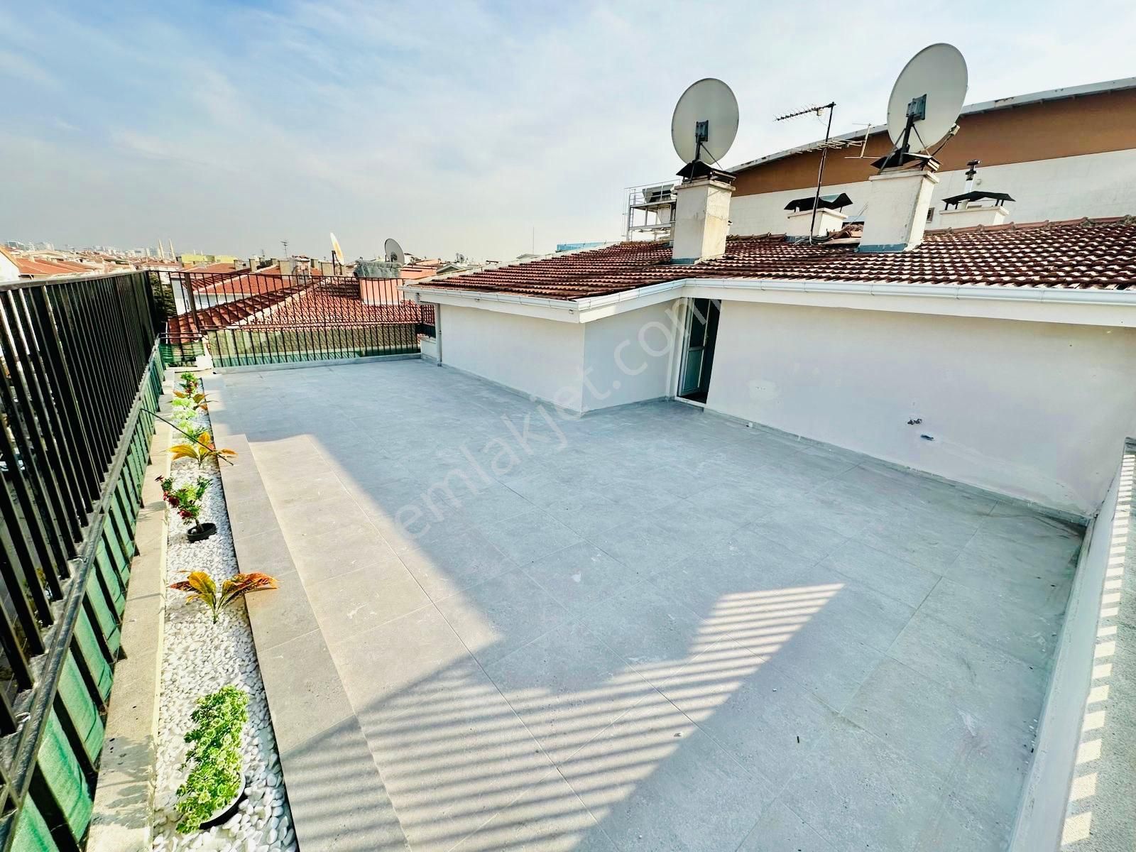 Akşemsettin Mah'de 4+1 Full Yapılı Satılık Teras - Görsel 33