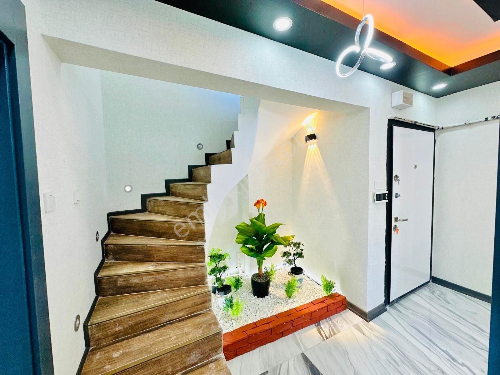 Akşemsettin Mah'de 4+1 Full Yapılı Satılık Teras - Görsel 23