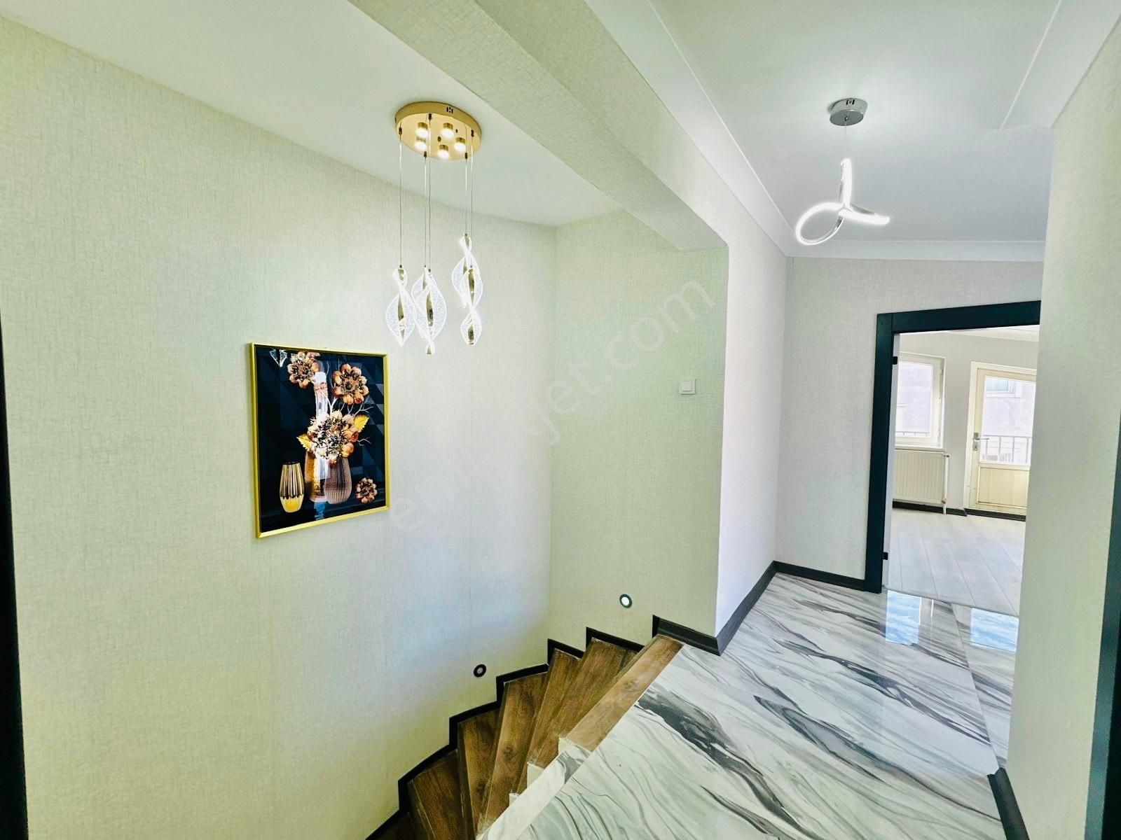 Akşemsettin Mah'de 4+1 Full Yapılı Satılık Teras - Görsel 34