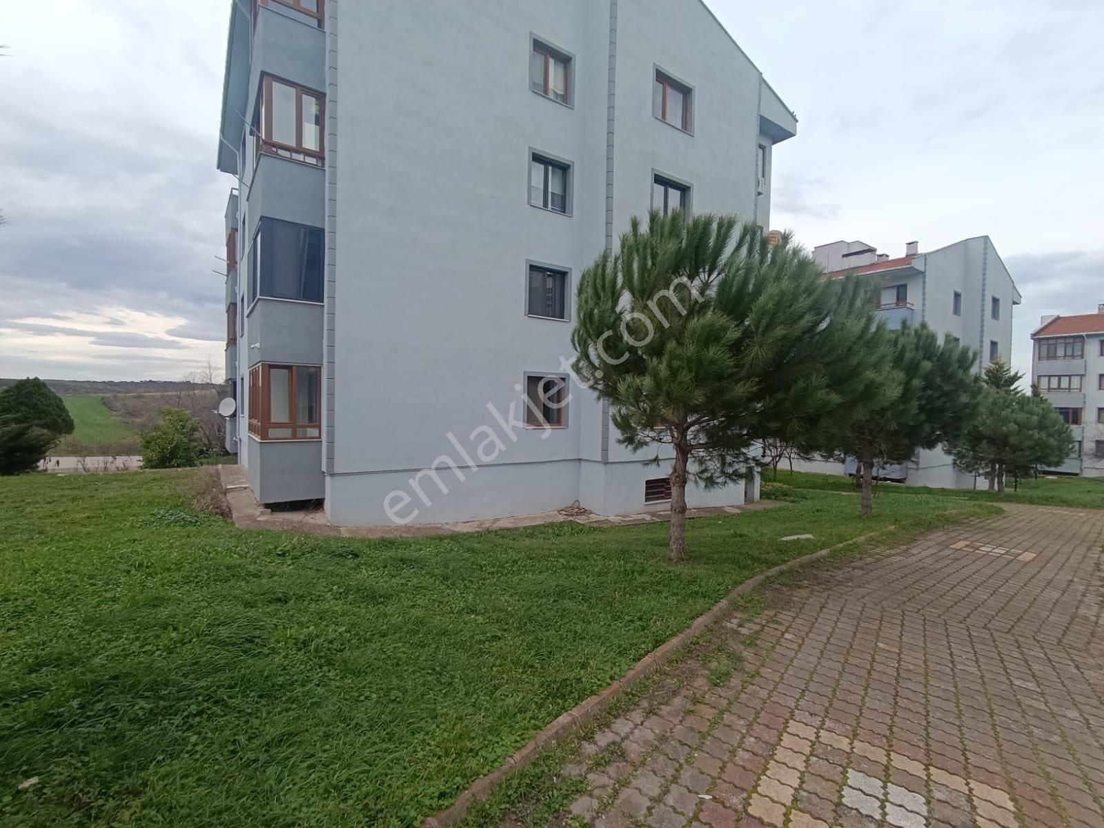 Biga Hamdibey Mahallesi Yeşilkent Sitesi'nde 3+1 Kiralık Daire - Görsel 27