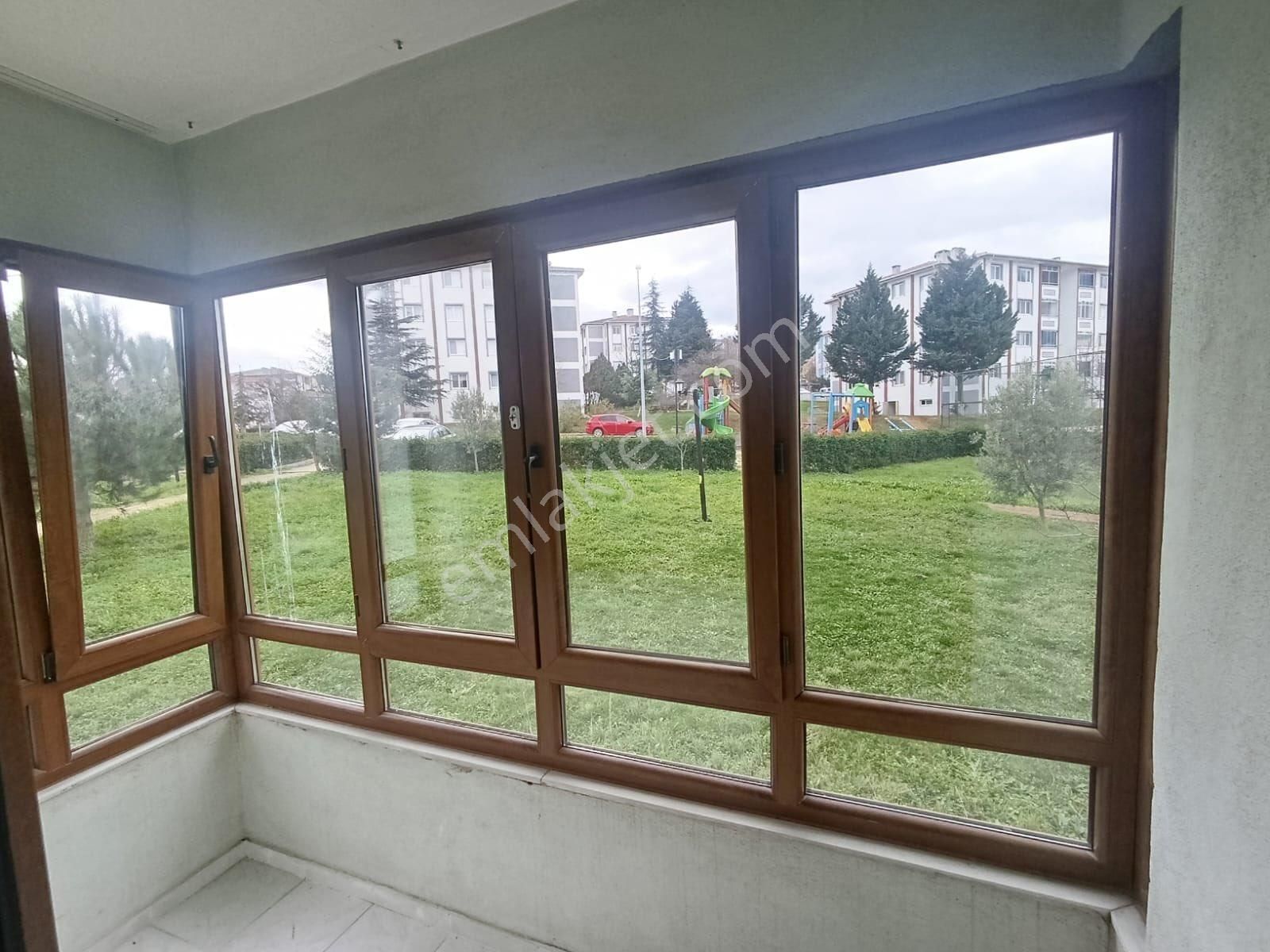 Biga Hamdibey Mahallesi Yeşilkent Sitesi'nde 3+1 Kiralık Daire - Görsel 13