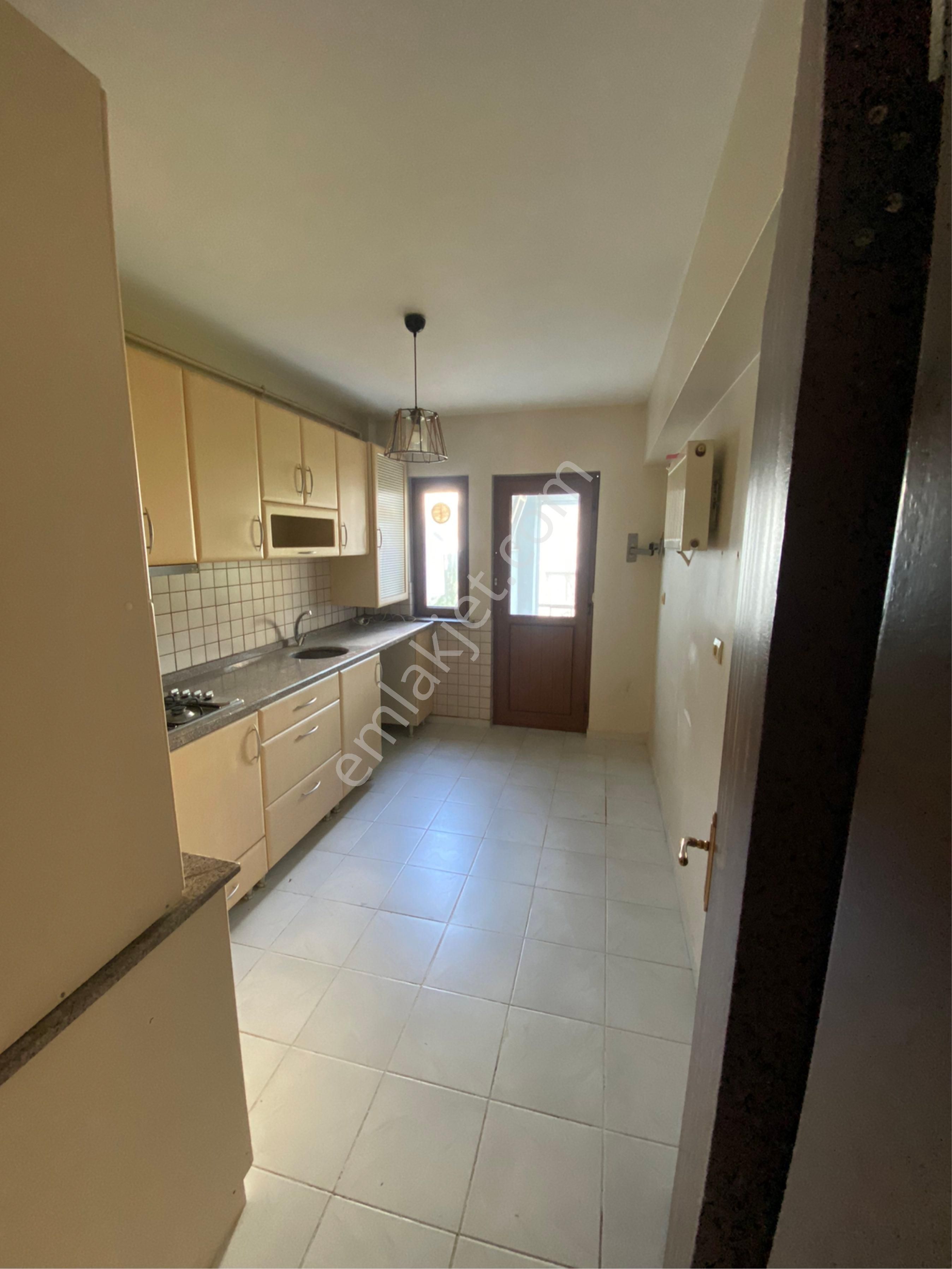 Biga Hamdibey Mahallesi Yeşilkent Sitesi'nde 3+1 Kiralık Daire - Görsel 32