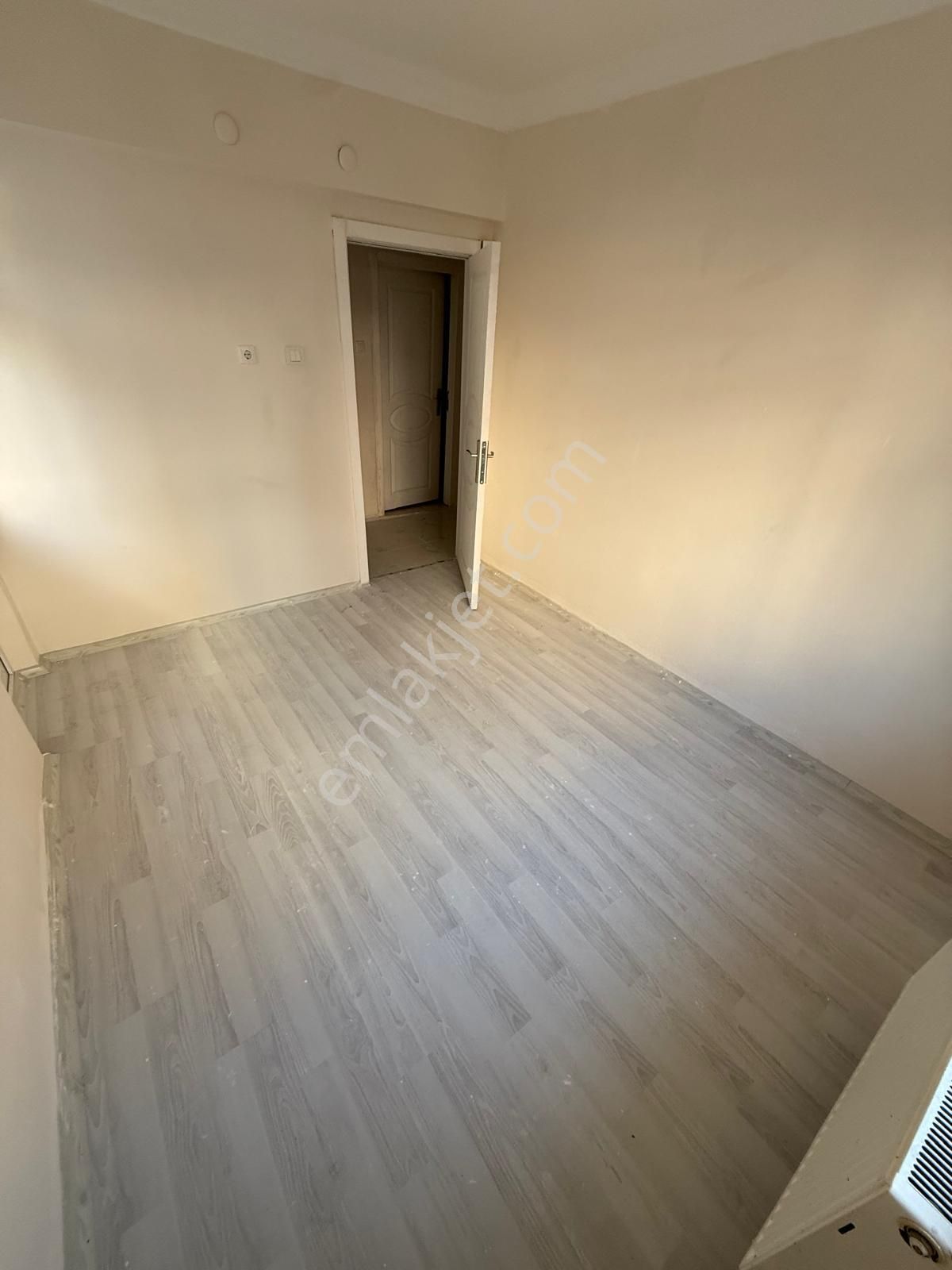 Plevne Mah'de Ara Katta Salon Bağımsız Masrafsız Satılık Daire - Görsel 13