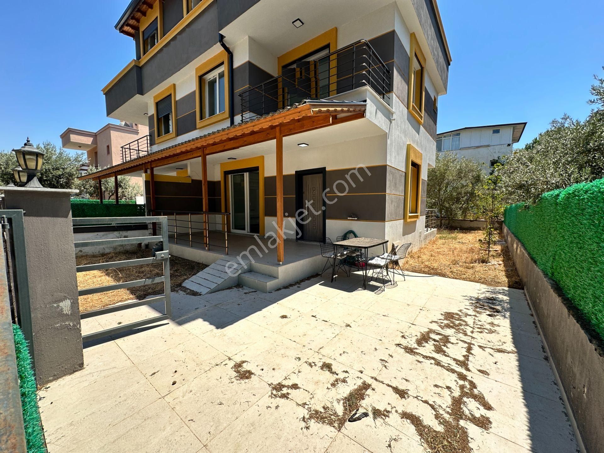 İzmir Seferihisar Doğanbey'de Plaja 650m Geniş Bahçeli Ferah Satılık 3+1 Villa - Görsel 4