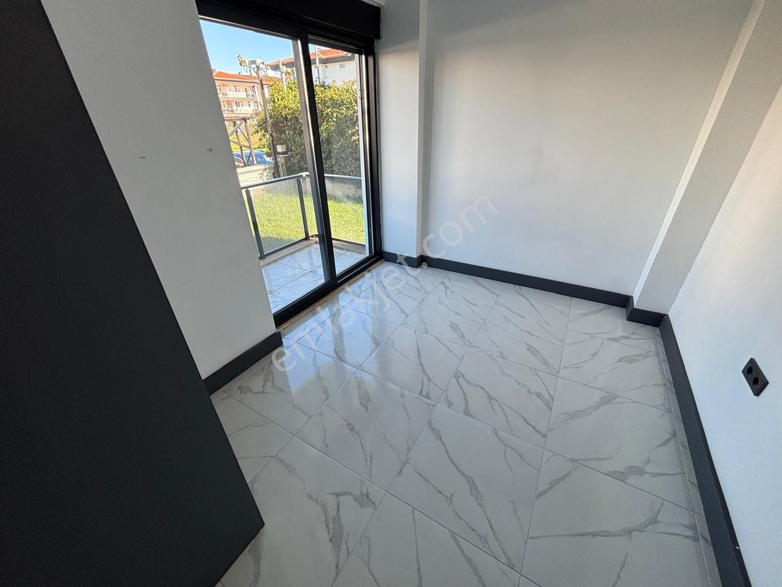 "huzurun Adresi! Bahçe Katı, 2+1, Doğalgazlı Konforlu Daire" - Görsel 14