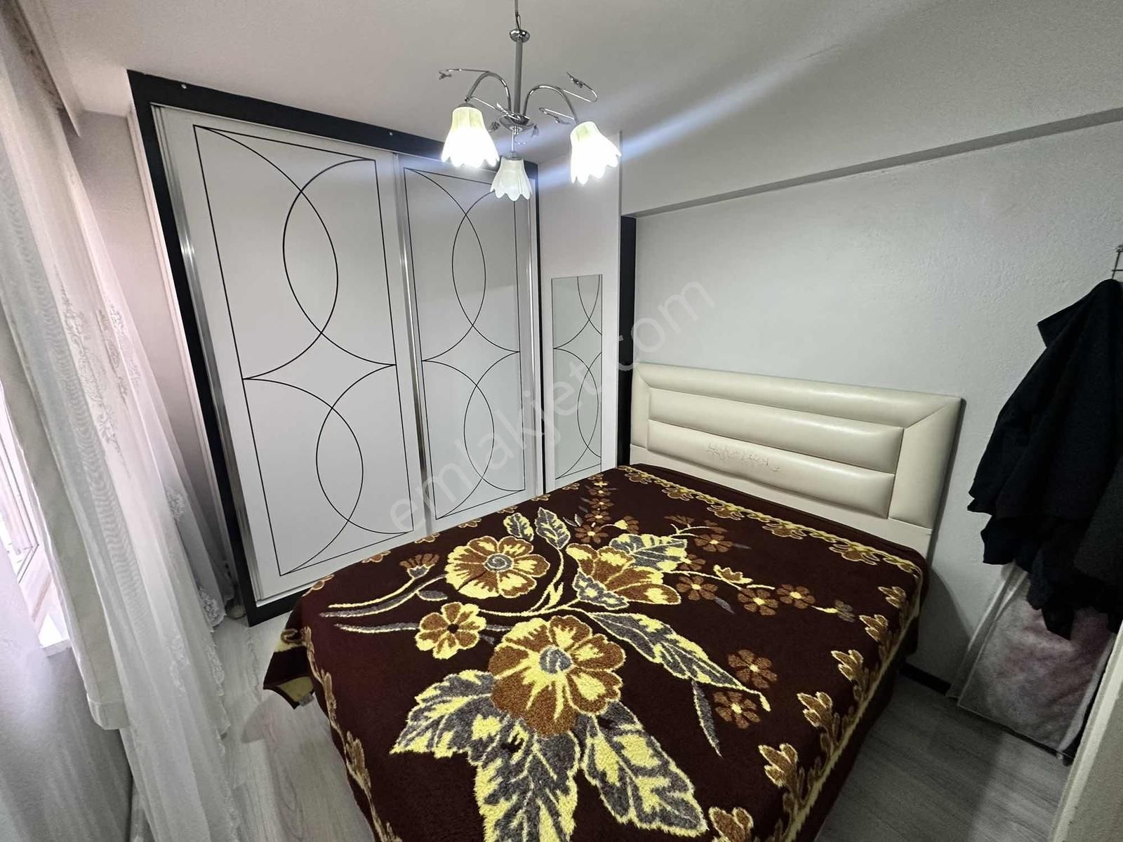 Saraylar Bayramyeri Meydanı Arkası 2+1 Daire Asansörlü - Görsel 15