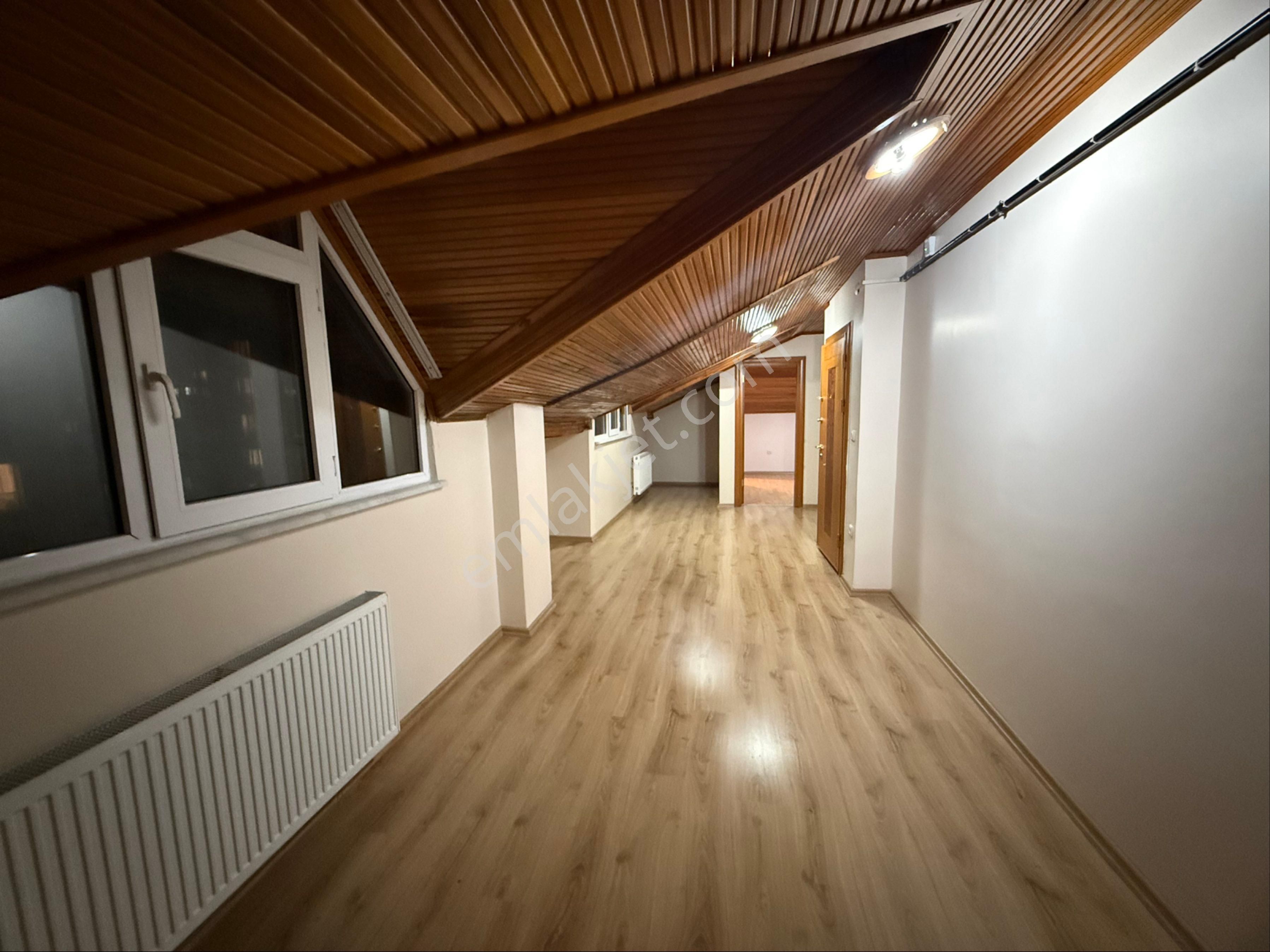 Remax Anka'dan Ümraniye Mehmet Akif Mah.'de 1+1 Kiralık Daire