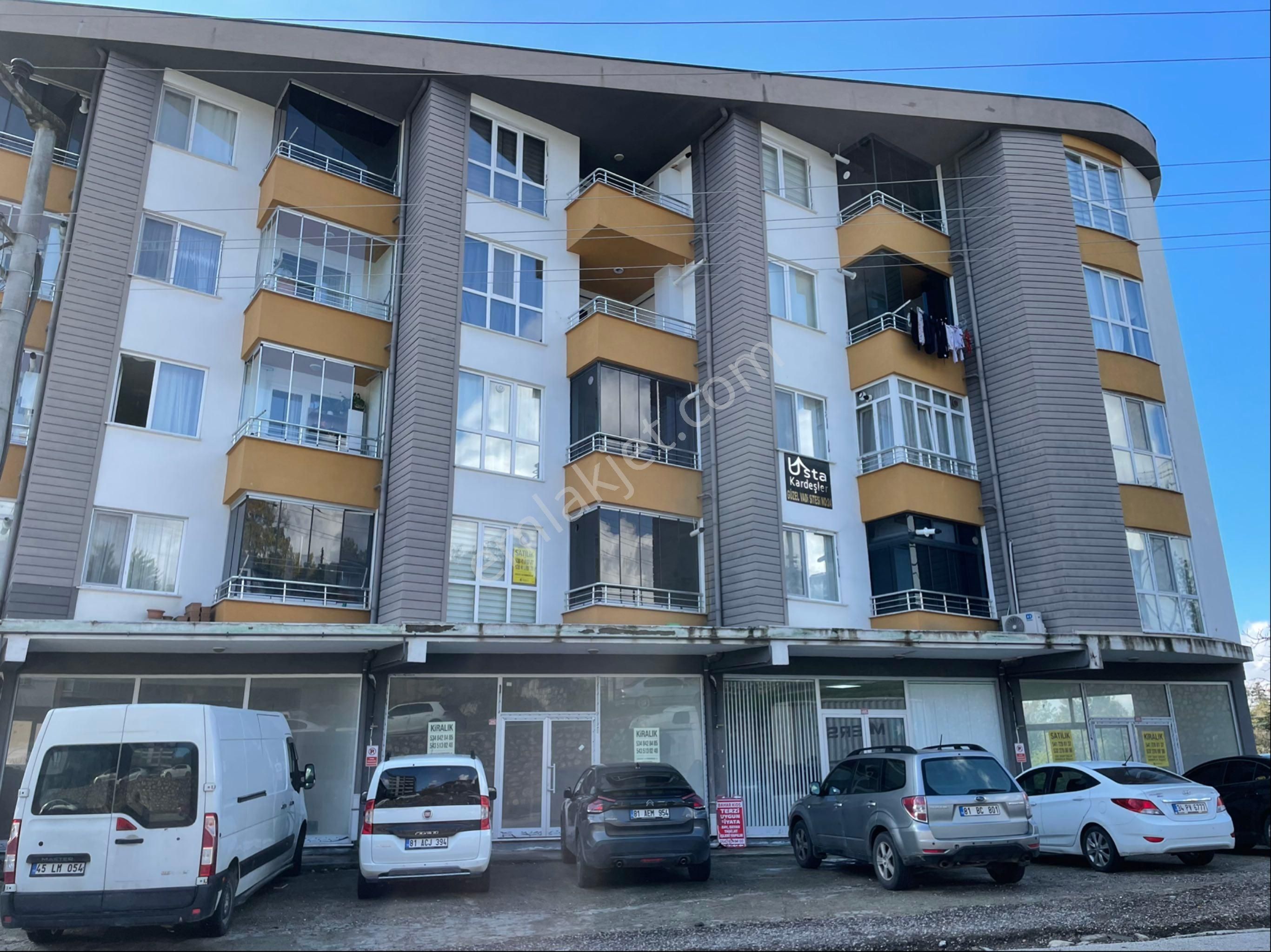 Düzce Garyrümenkulden Satılık Büyük 1+1 Büyük Kapalı Balkonlu Daire - Görsel 15