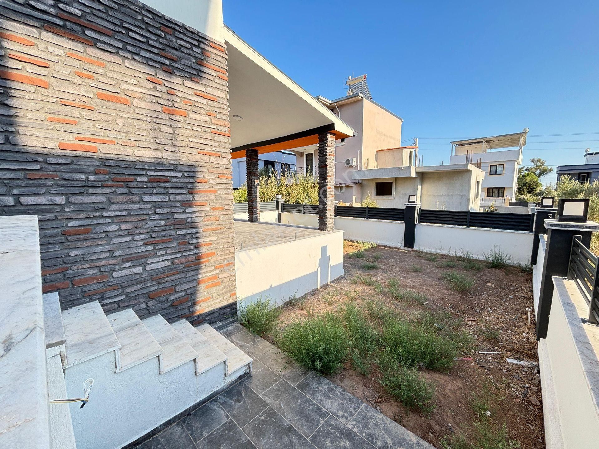 İzmir Seferihisar Doğanbey'de 200 M² Brüt Sıfır Bahçeli 3+1 Satılık Villa - Görsel 11