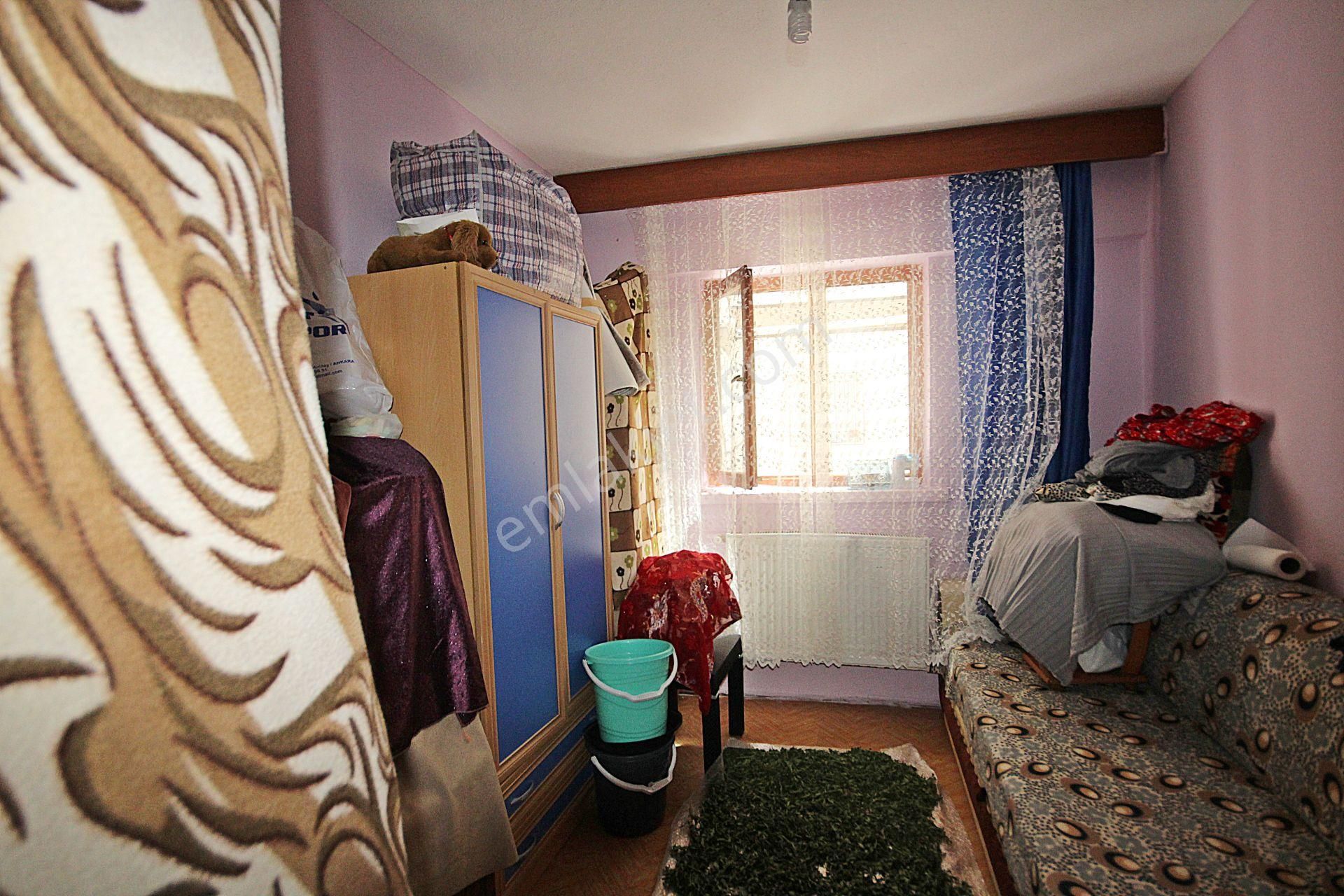 Pursaklar Mehmet Zengin Emlak'tan 1.kot 3+1 Uygun Fiyata Yapılı Masrafsız Daire - Görsel 9