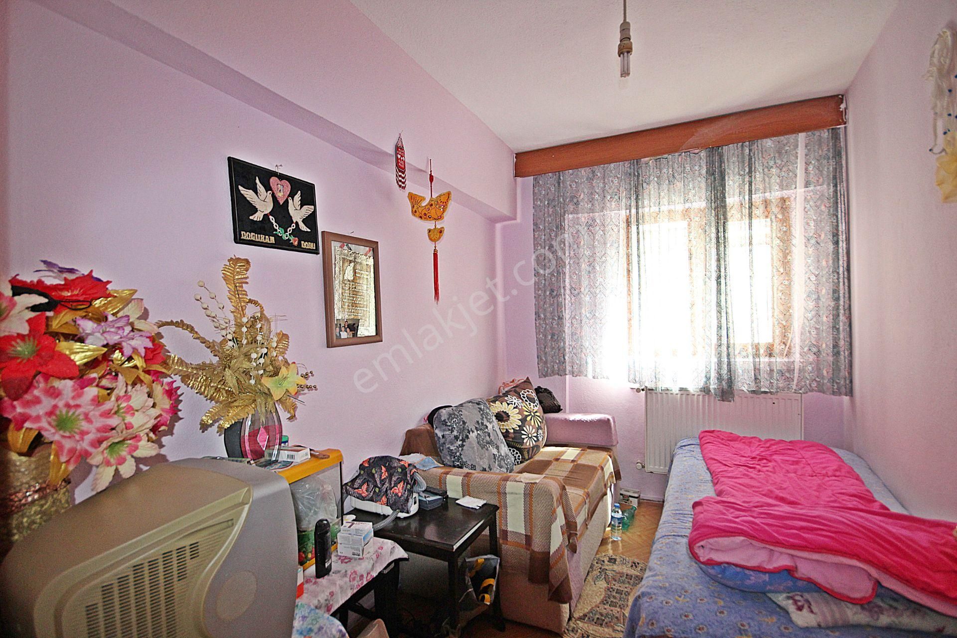 Pursaklar Mehmet Zengin Emlak'tan 1.kot 3+1 Uygun Fiyata Yapılı Masrafsız Daire - Görsel 10