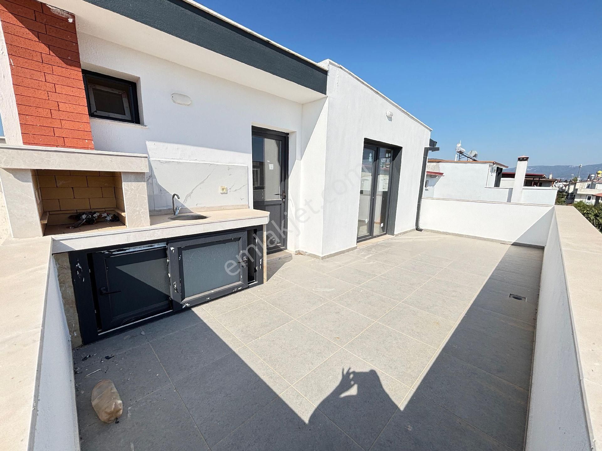 Seferihisar Doğanbey'in Merkezinde Geniş Yapılı 3+1 Satılık Villa - Görsel 30