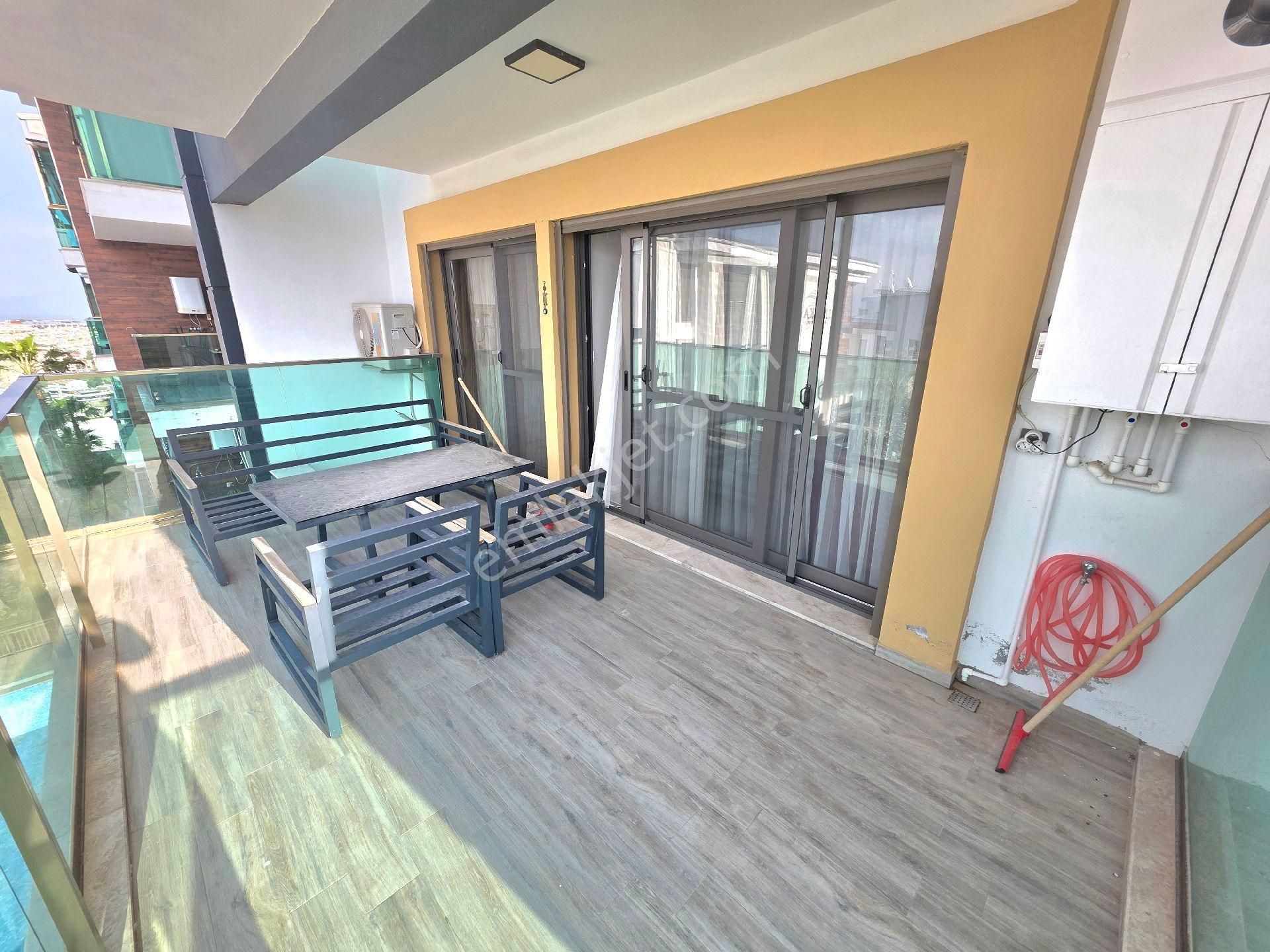 Kuşadası Değirmendere Mah. Satılık 3+1 Kapalı Mutfaklı Daire - Görsel 8