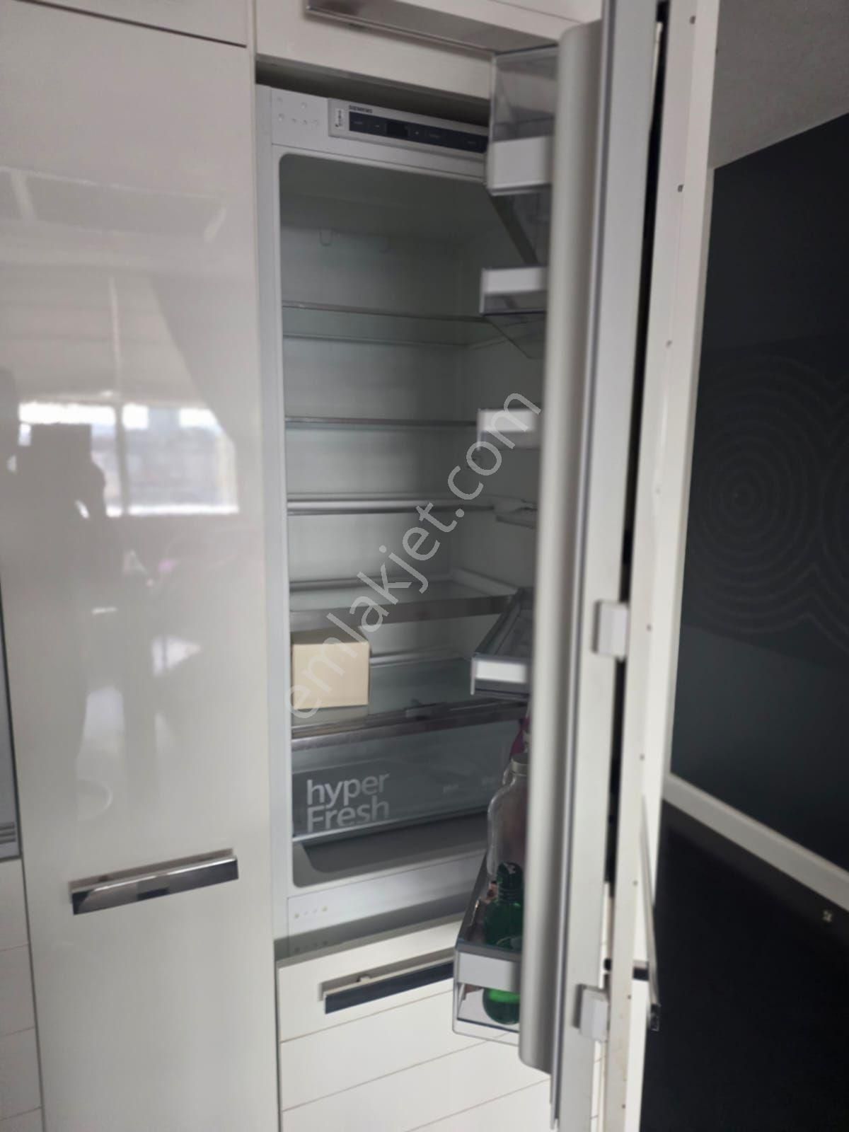 Polat Tower Resıdence Boğaz Manzaralı Eşyalı Kiralık 1+1 - Görsel 14